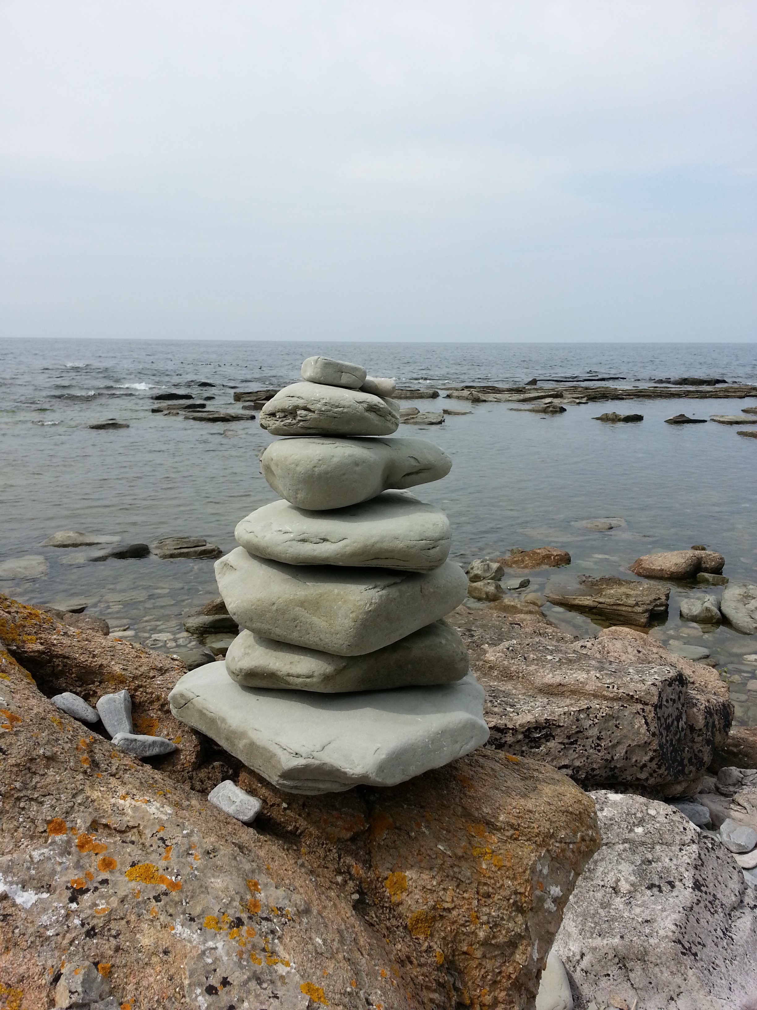beauty in nature, land, landscapes, stack, beach, sea, stack rock, day, scenics - nature, horizon, rock, water, sky, no people, pebble, tranquility, horizon over water, Phone HD Wallpaper