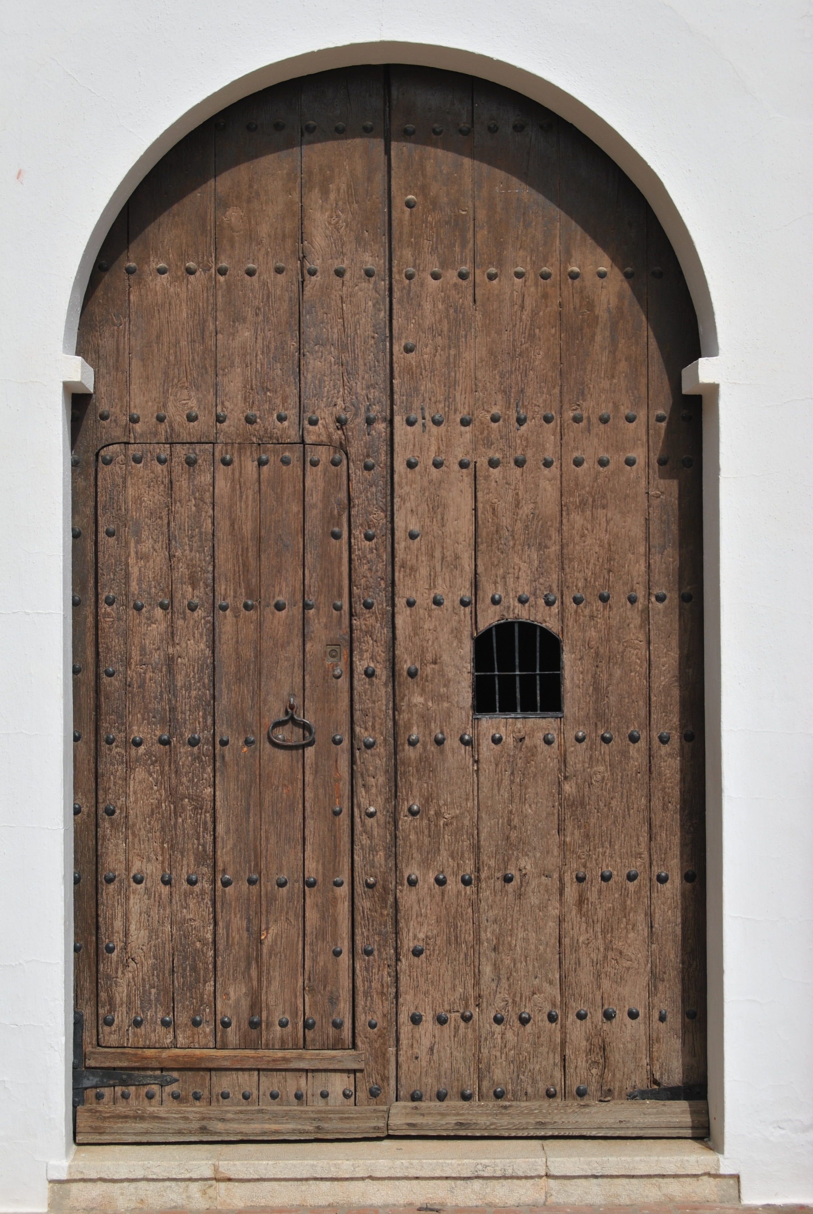 access, gate, door, metal, building exterior, history, goal, security, wood - material, wooden, input, closed, old, wooden door, the past, protection, old door, Phone HD Wallpaper