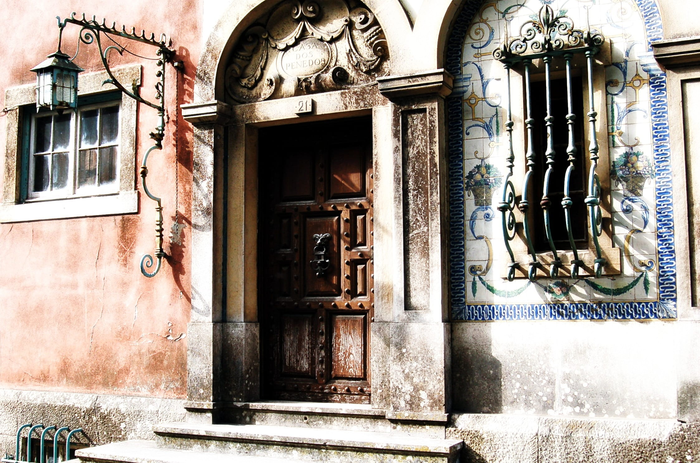buildings, panel, low angle view, sunlight, sinister, window, art and craft, house, old house, human representation, building, outdoors, facade, candil, HD Wallpaper