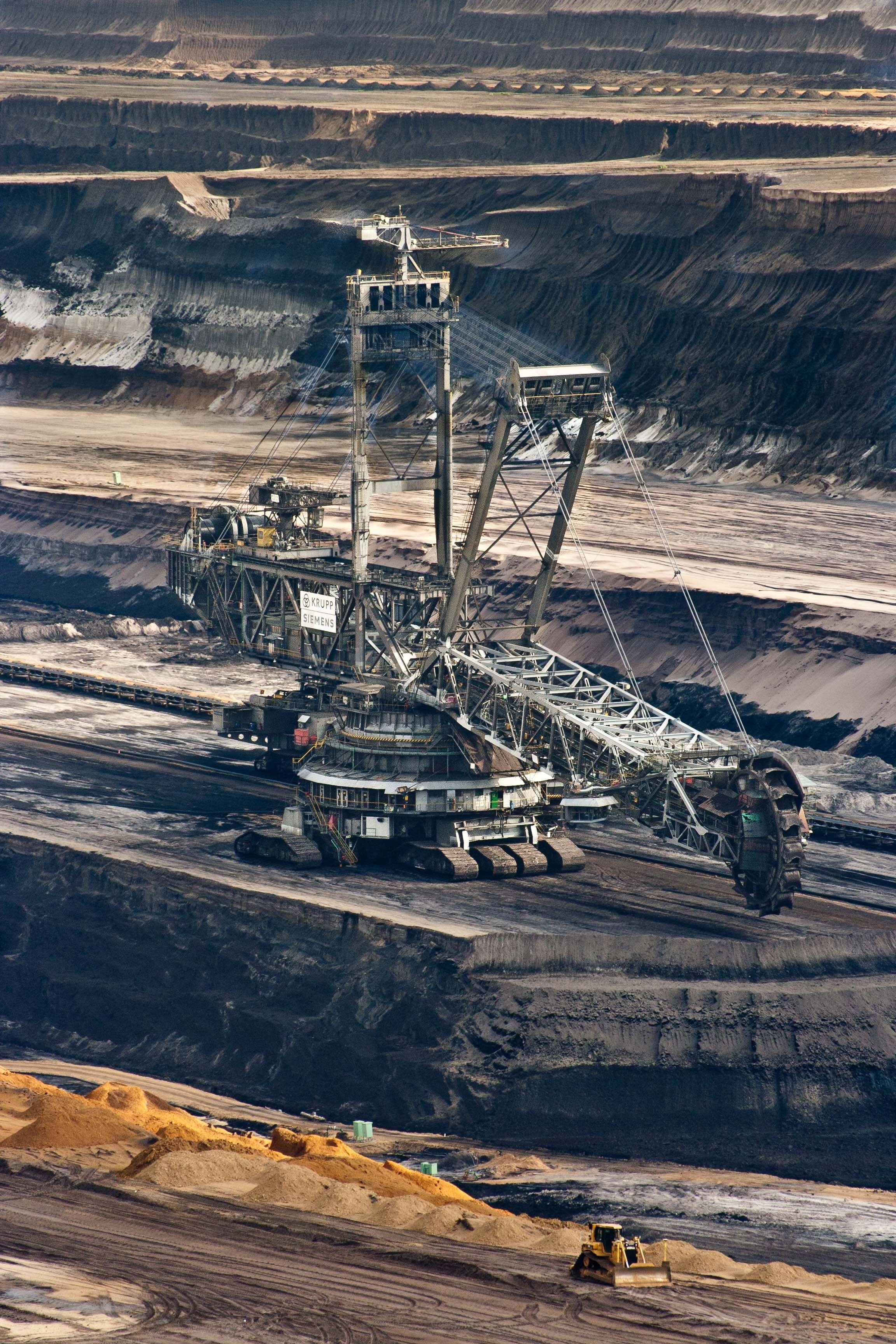 white, construction industry, open pit mining, land, brown coal, landscape, fuel and power generation, environment, machinery, high angle view, industrial plant, Phone HD Wallpaper