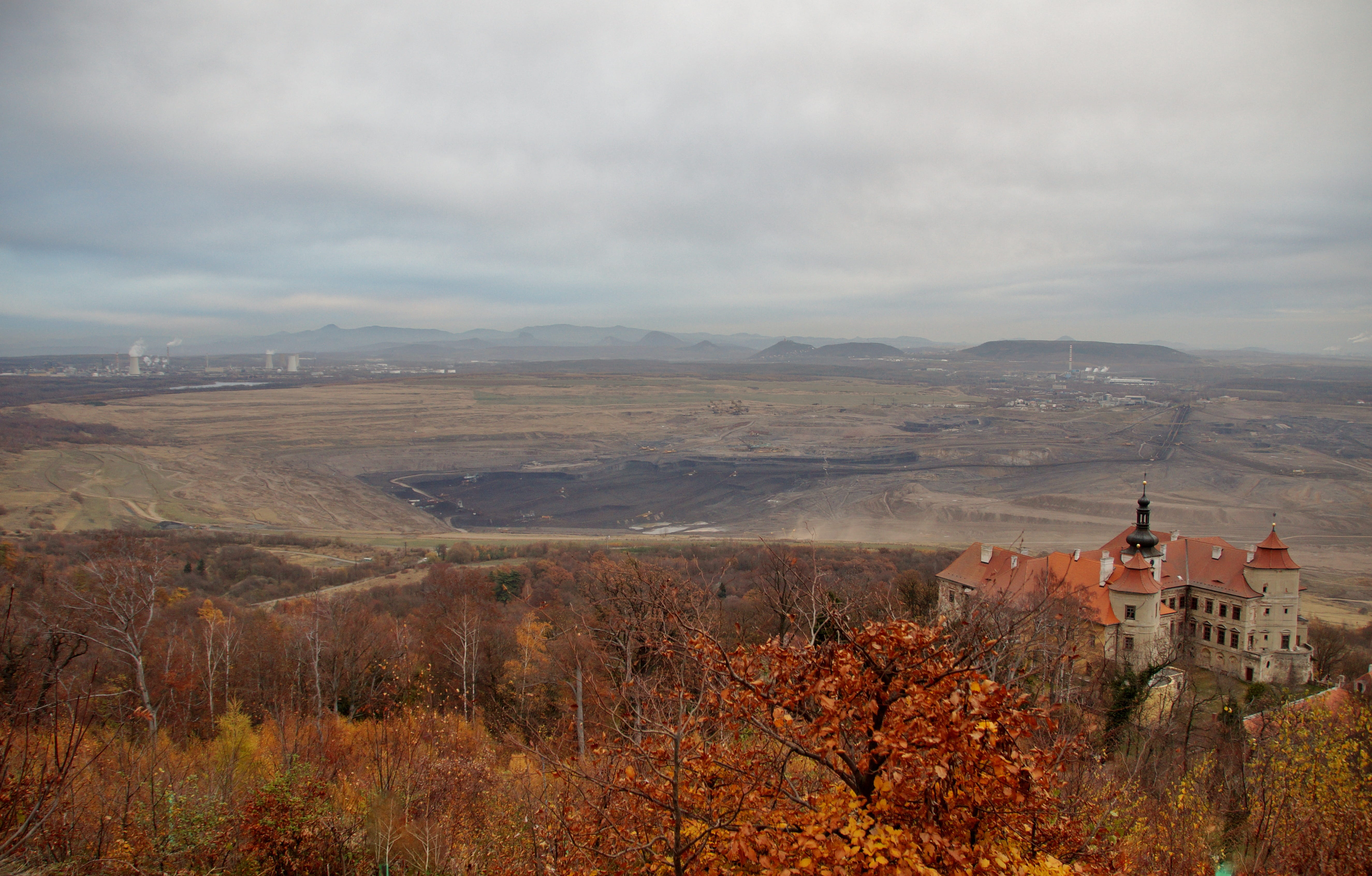 tree, non-urban scene, mountain, ecology, building exterior, castle, brown coal, scenics - nature, panorama, the opposite, contrast, no people, outdoors, HD Wallpaper