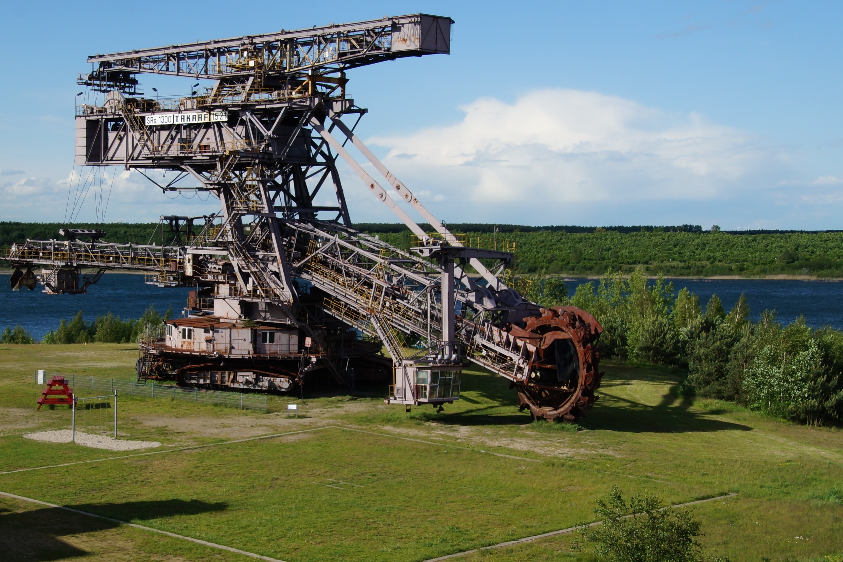 green color, land, no people, plant, abandoned, steel, excavators, machinery, metal, 2K, open pit mining, brown coal, ferropolis, day, bucket wheel excavators, HD Wallpaper
