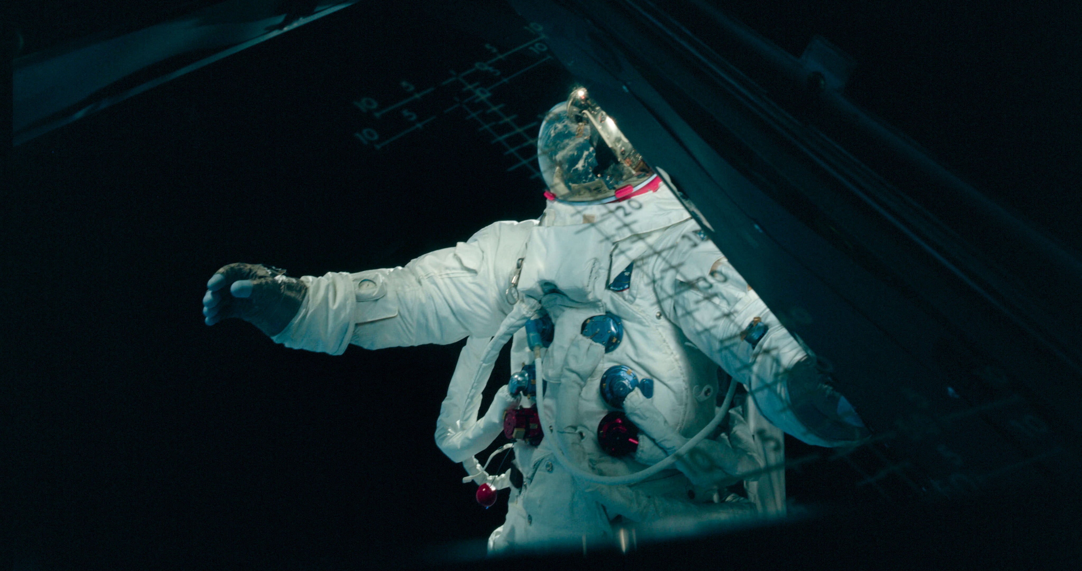 sea, nature, sport, adult, NASA, sky, history, space suit, figurine, night, outdoors, military, Apollo, unrecognizable person, 4K, underwater, people, HD Wallpaper