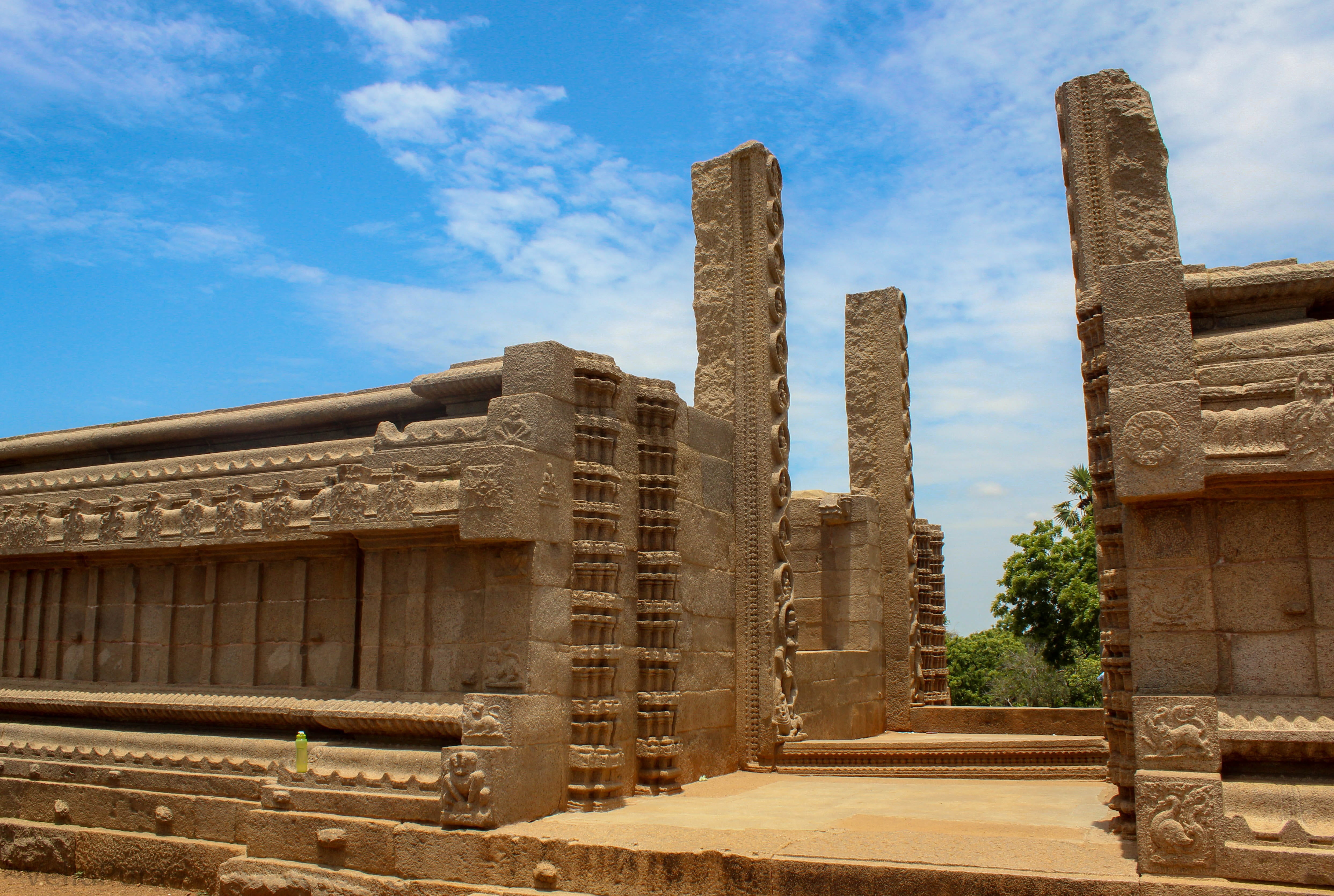 tamilnadu, building exterior, monuments, built structure, history, india, stone carvings, cloud - sky, ruined, travel, architecture, low angle view, building, HD Wallpaper