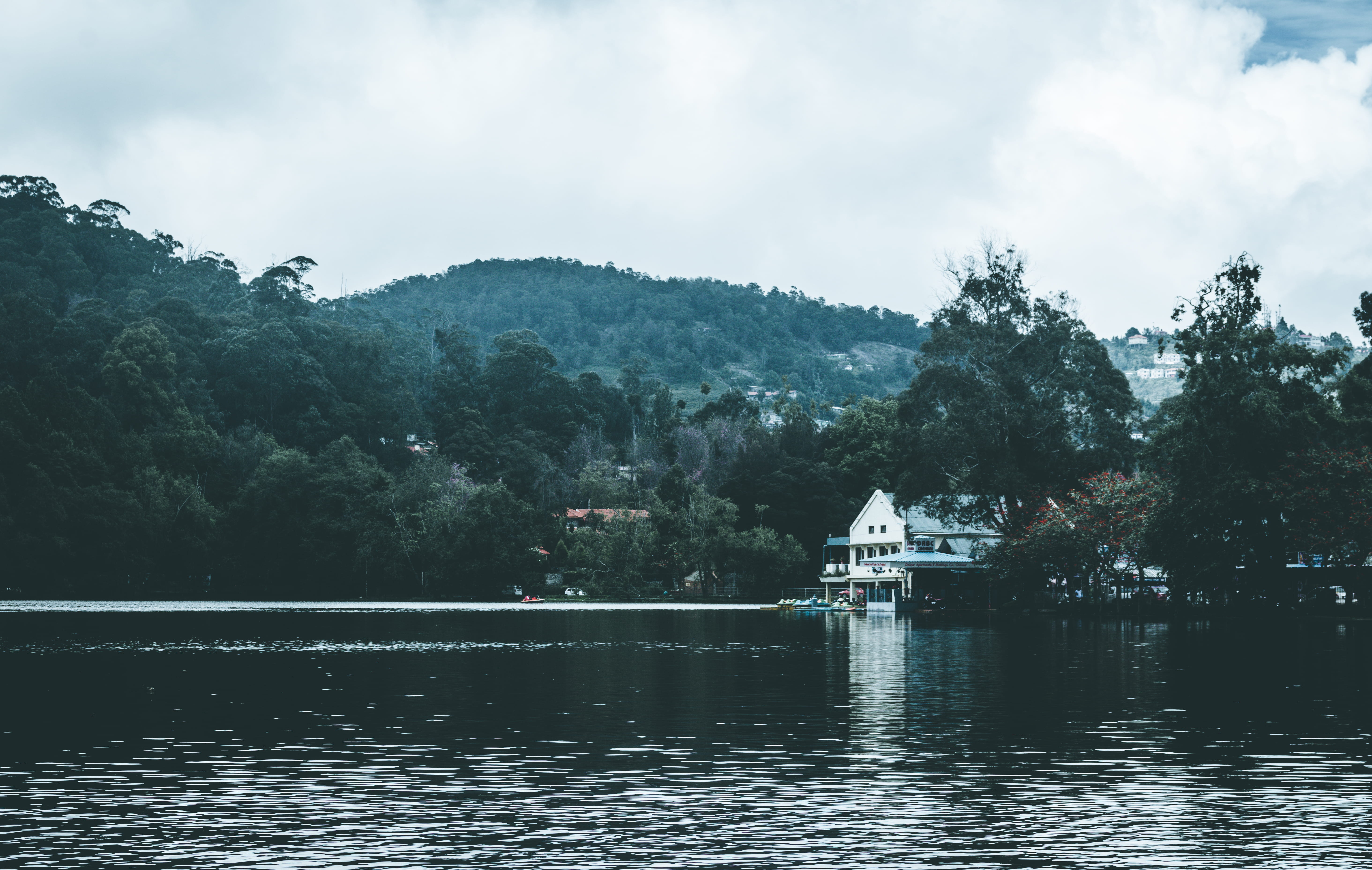cloud - sky, tranquil scene, india, outdoors, architecture, built structure, mountain, water, 5K, day, nature, kodaikanal, no people, scenics - nature, HD Wallpaper