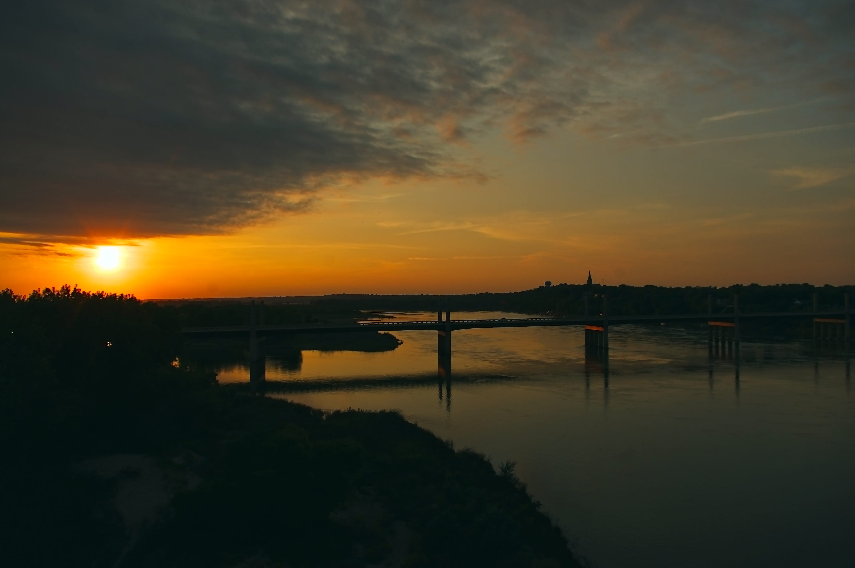 scenery, outdoors, orange, tranquil scene, clouds, sunset over missouri river, reflection, landscape, missouri natnl recreational river, lake, sundown, HD Wallpaper