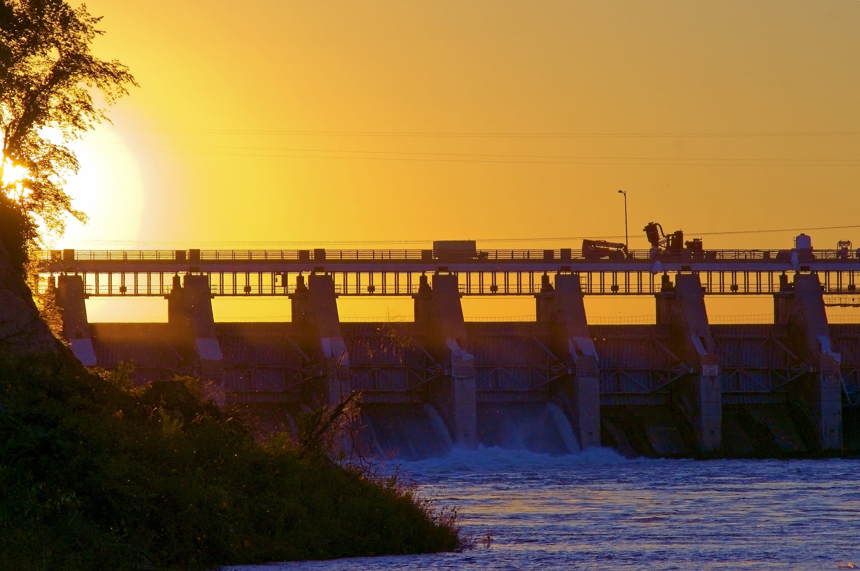south dakota, outdoors, tranquil scene, connection, gavins point dam, architecture, orange color, 2K, bridge - man made structure, built structure, scenic, HD Wallpaper