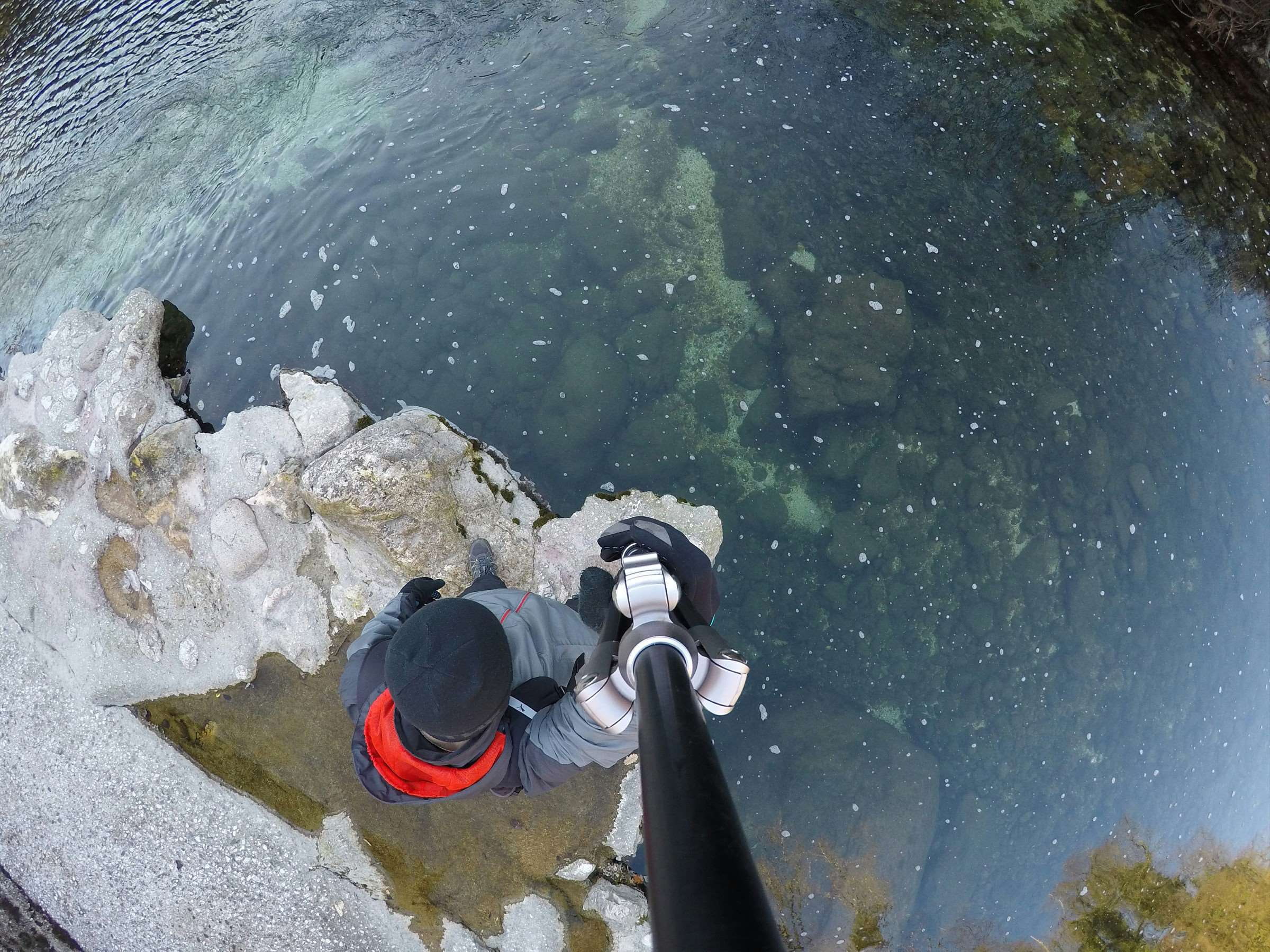 real people, stagione, beauty in nature, technology, day, men, rock, activity, fiume, outdoors, rybak viktor, inverno, selfie, sea, 1080P, water, high angle view, HD Wallpaper