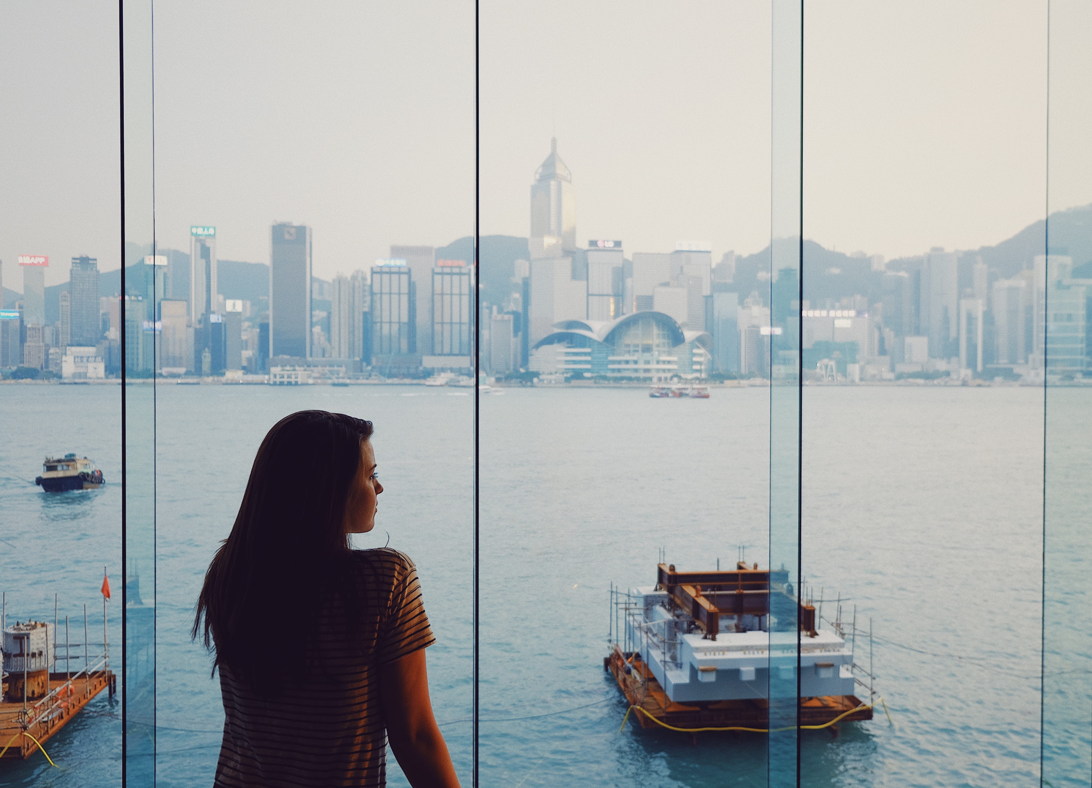 body, wall, sky, real people, window, portrait, waist up, 4K, city, skyscraper, building, clear, daytime, modern, architecture, built structure, view, HD Wallpaper