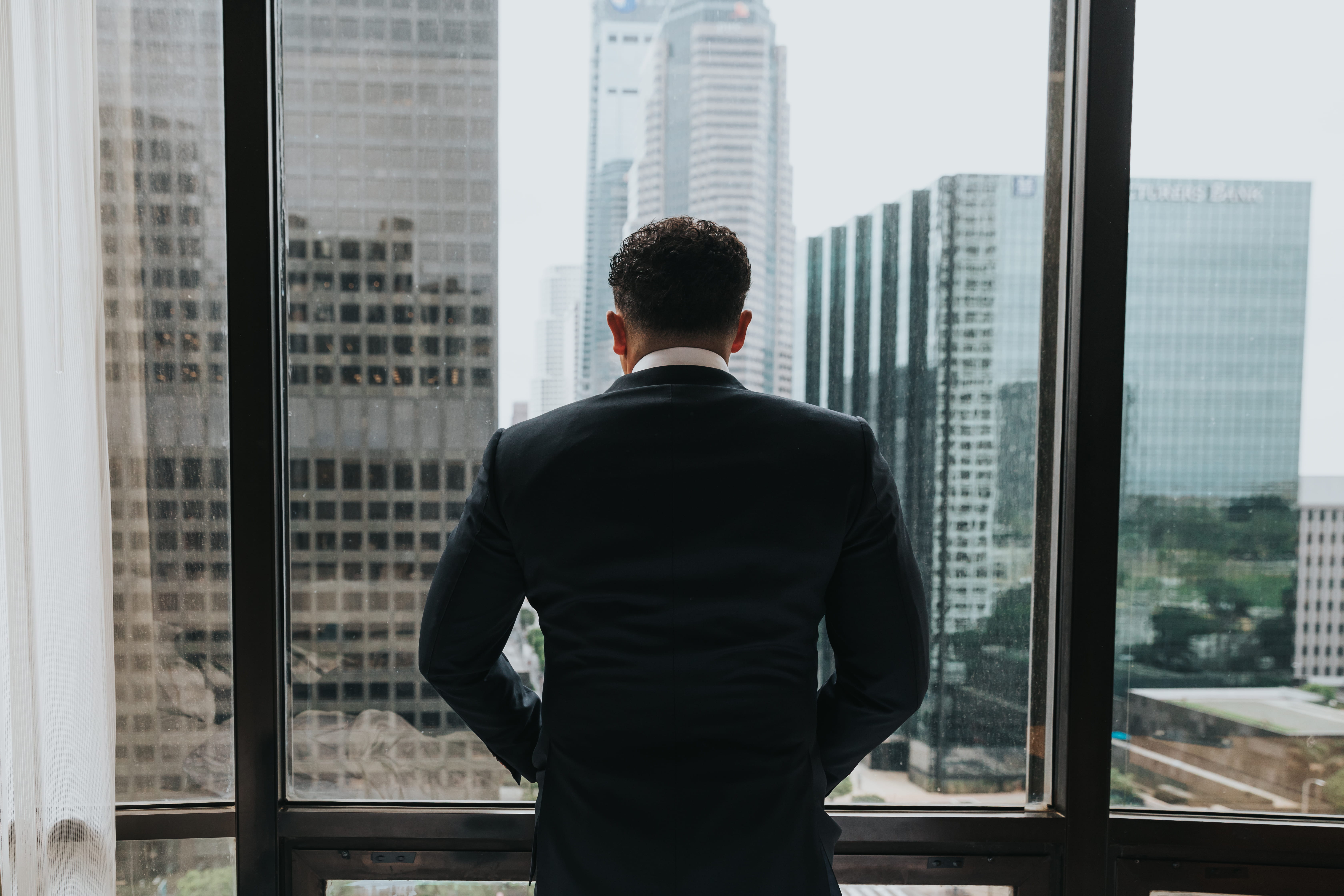 view, 5K, wedding, suited, businessman, person, urban, built structure, architecture, near, hands, corporate business, city, business, males, putting, HD Wallpaper