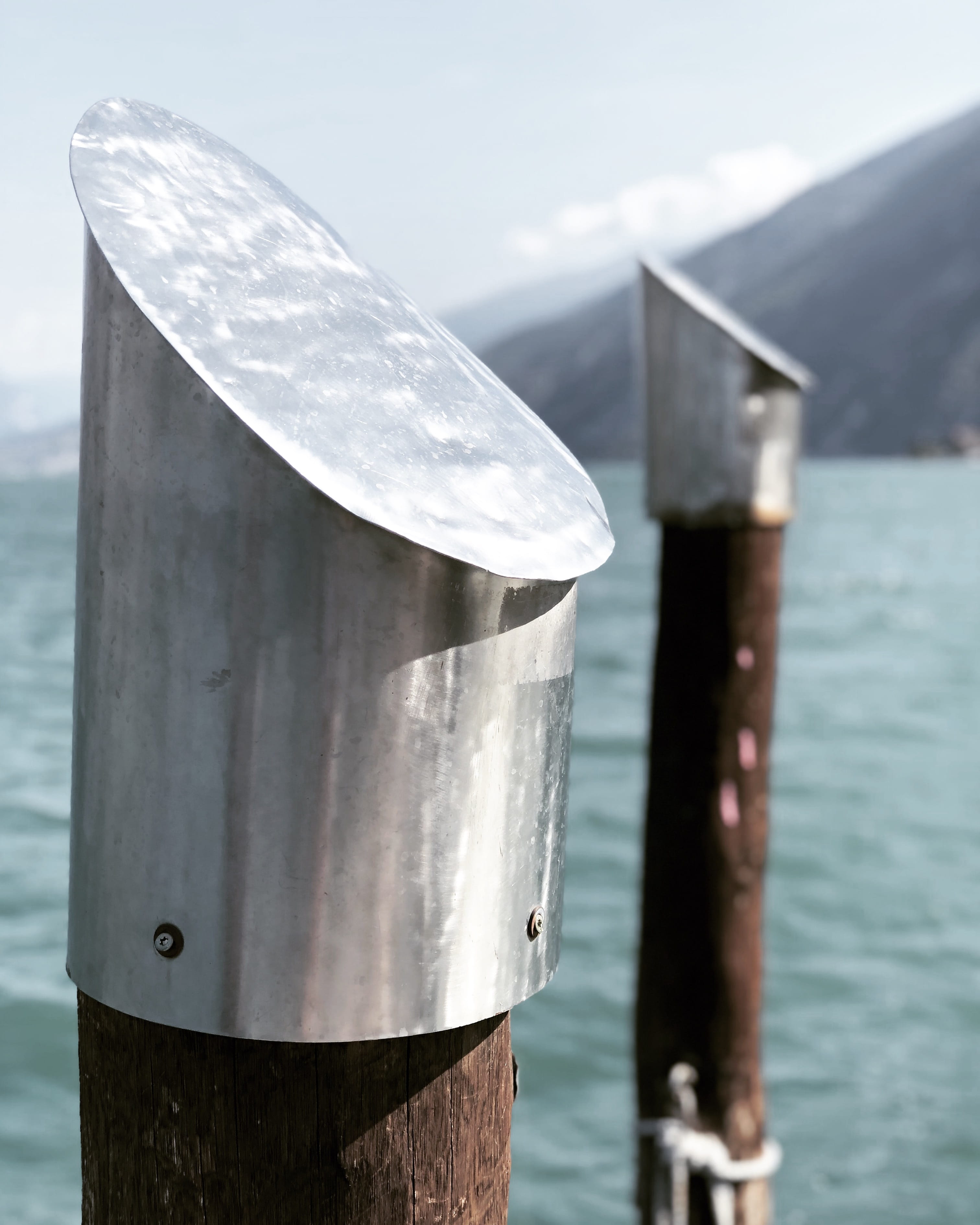 day, nature, pole, post, venice, railing, metal, container, italy, lago, built structure, outdoors, natura, focus on foreground, wooden post, couple, steel, Phone HD Wallpaper