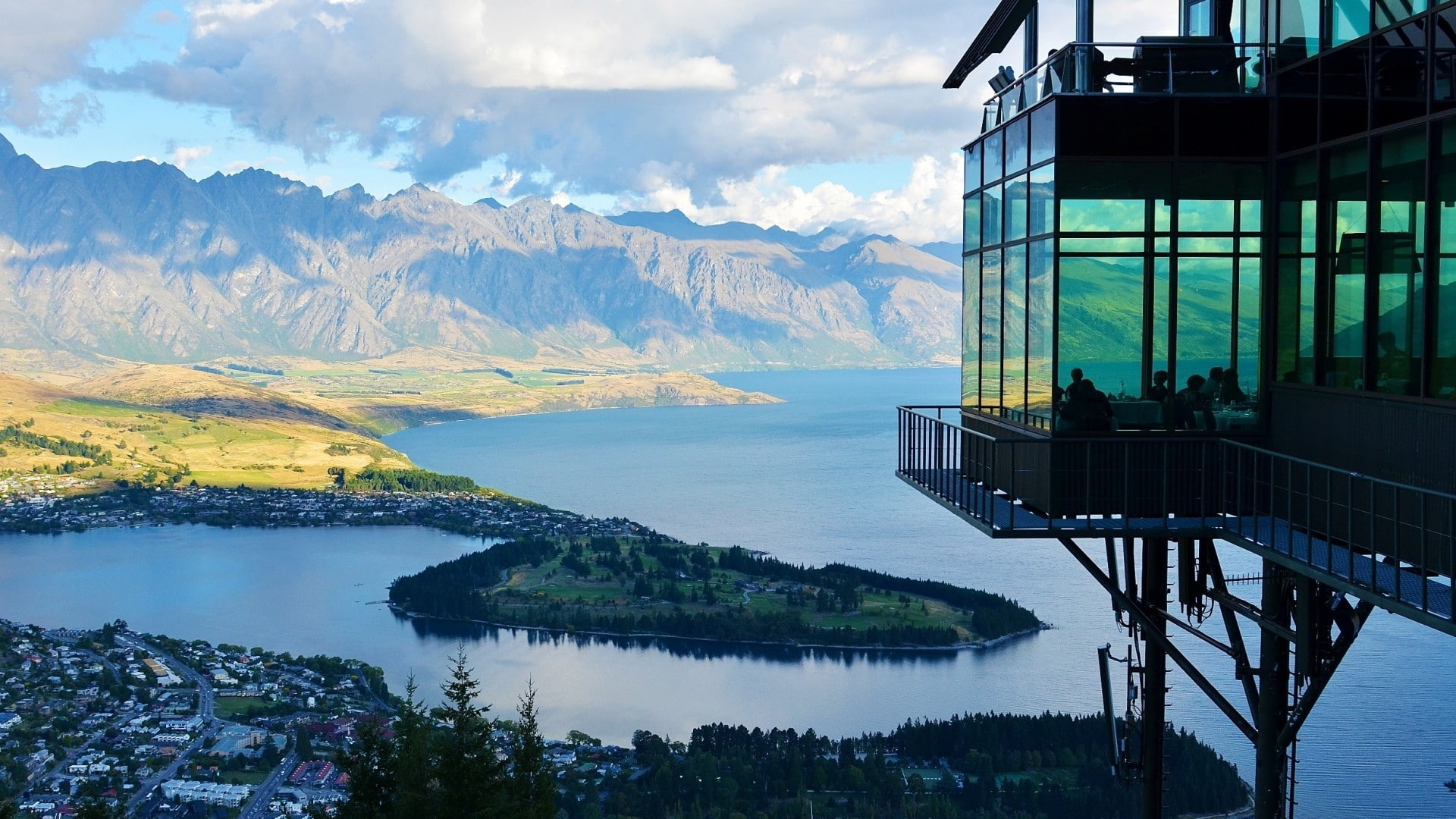 shadow, mountains, pine trees, 1080P, Queenstown, panorama, people, building, New Zealand, forest, trees, glass, town, restaurant, house, architecture, HD Wallpaper