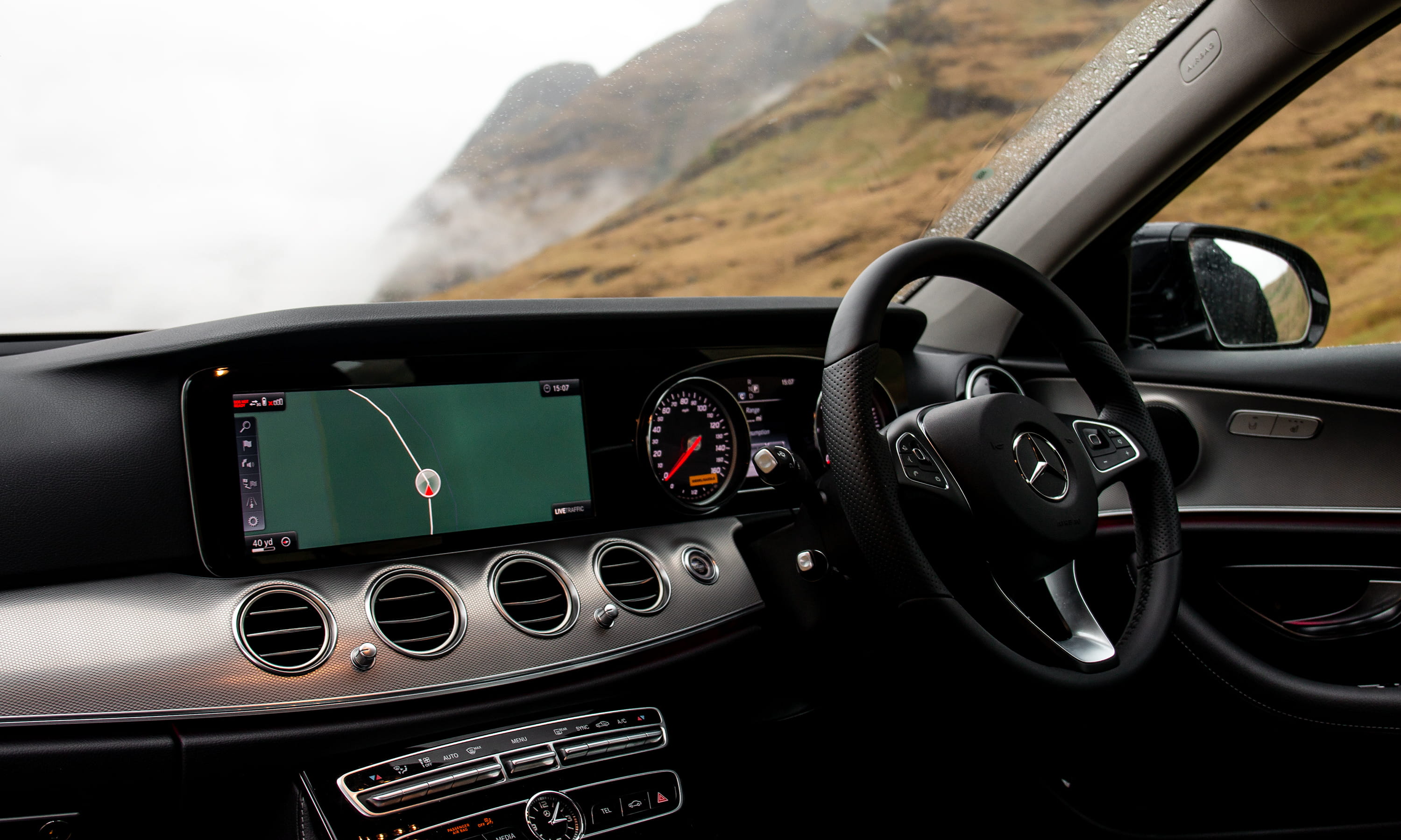 scotland, luxury, stereo, screen, no people, black, technology, pioneer, united kingdom, interior, car, mercedes e class, control panel, mode of transportation, HD Wallpaper