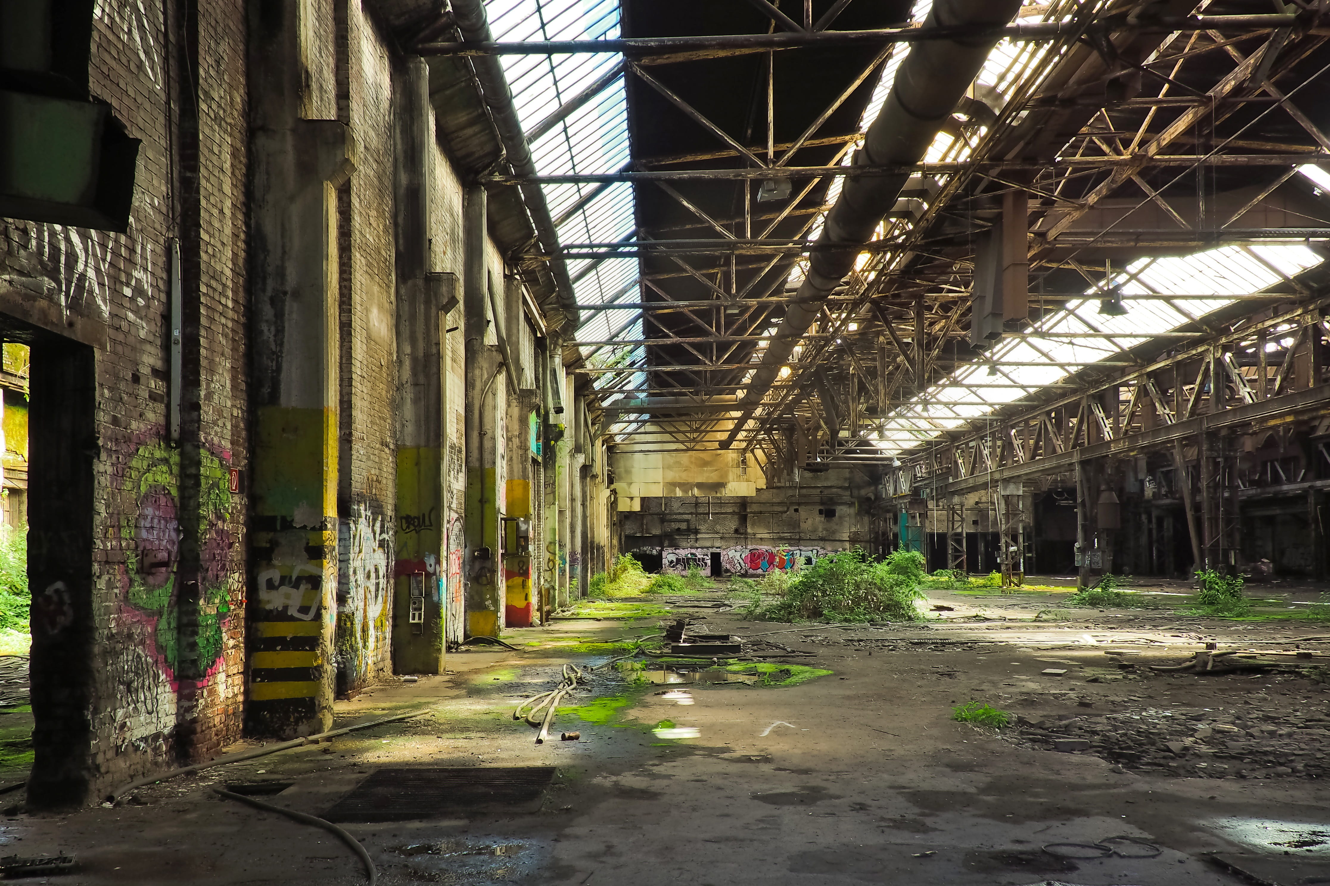 neglected, old, outdoors, dirt, ailing, destroyed, obsolete, break up, run down, warehouse, weird, broken, absence, dirty, forget, wall painting, ceiling, HD Wallpaper