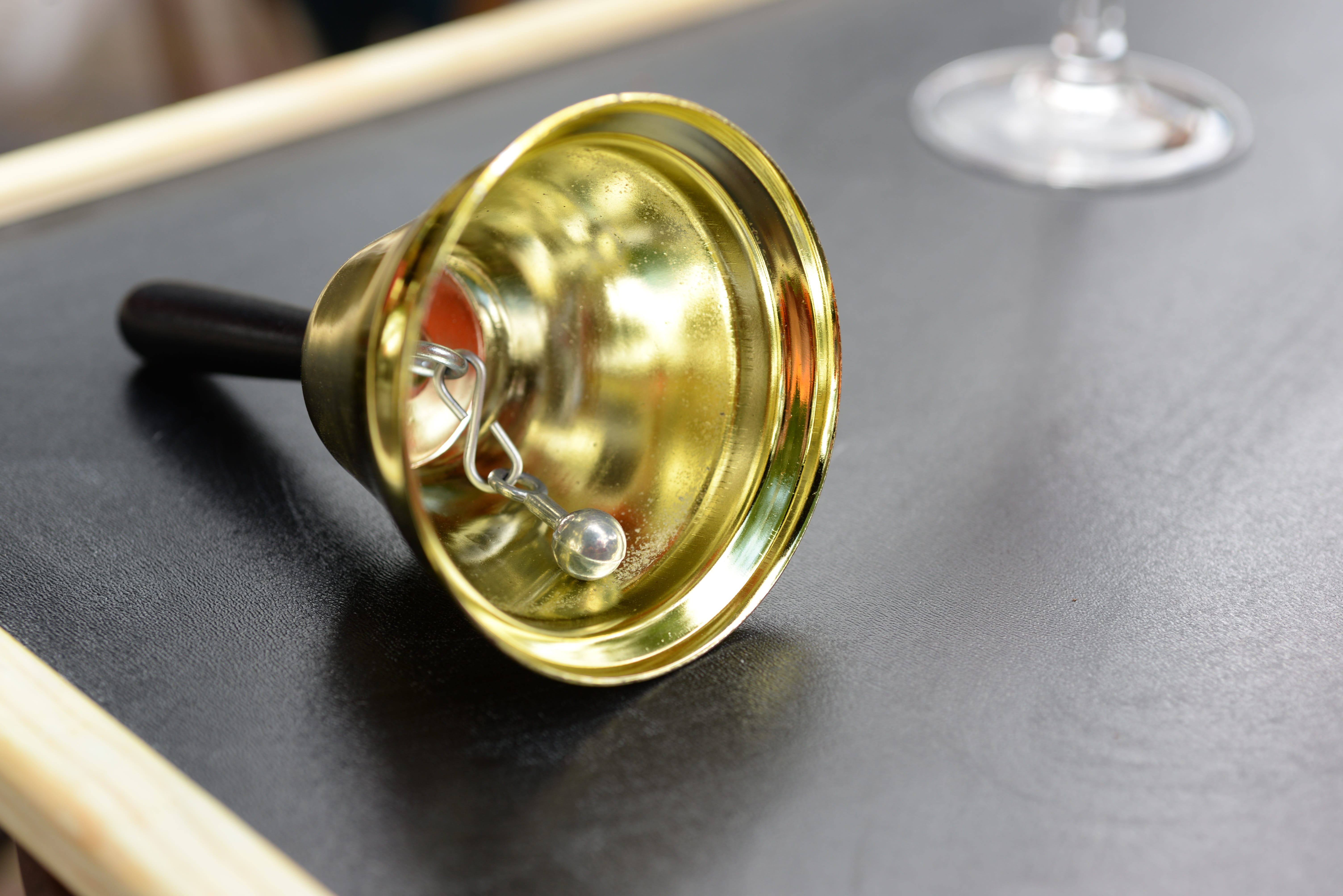 listening, selective focus, technology, vintage, silver colored, steel, sound, table, stethoscope, shiny, Bell, Metal, focus on foreground, brass instrument, HD Wallpaper