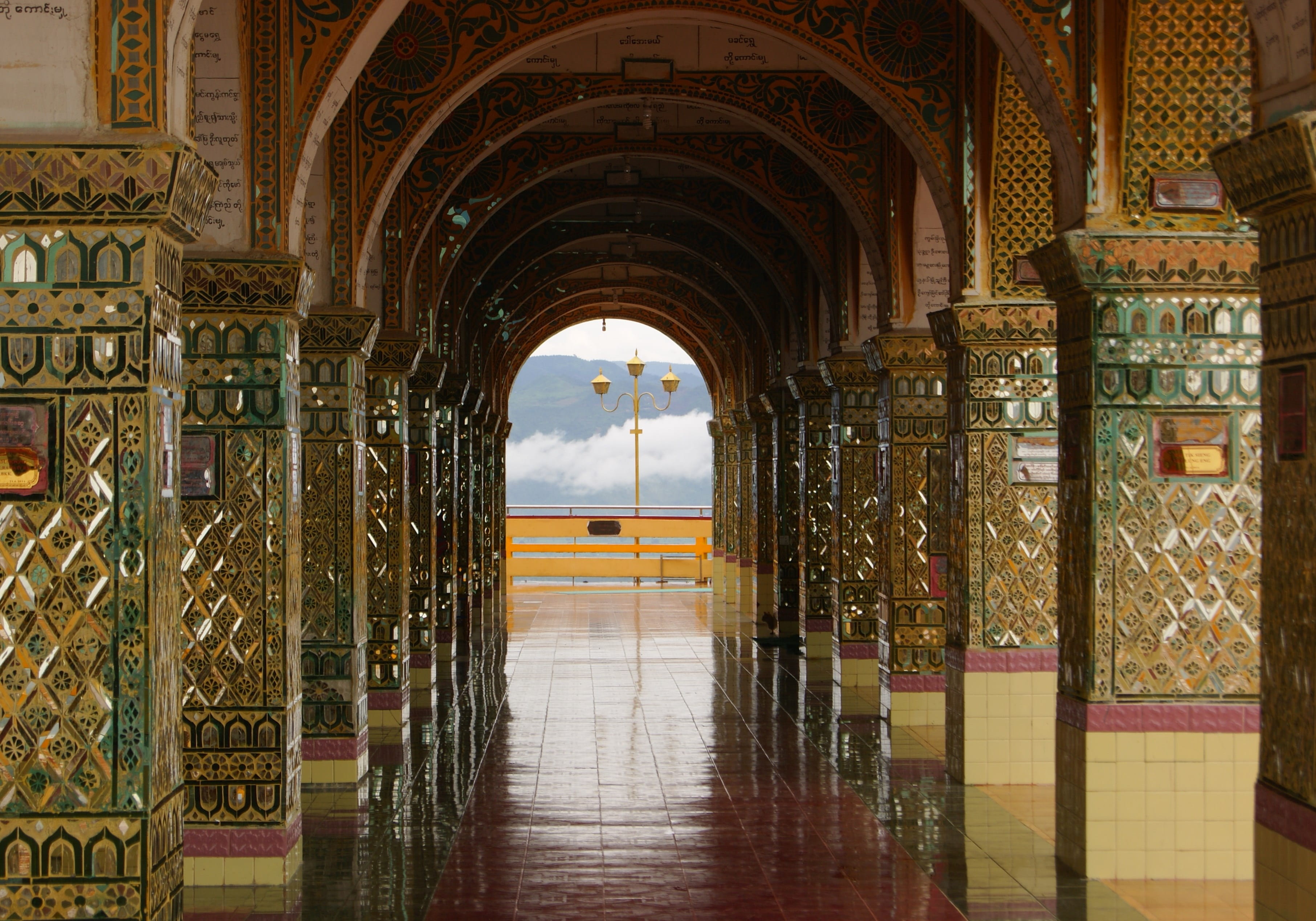 asia, day, Buddhism, travel, palace, the way forward, no people, building, architecture And Buildings, direction, 2K, ceiling, the past, arch, arcade, HD Wallpaper