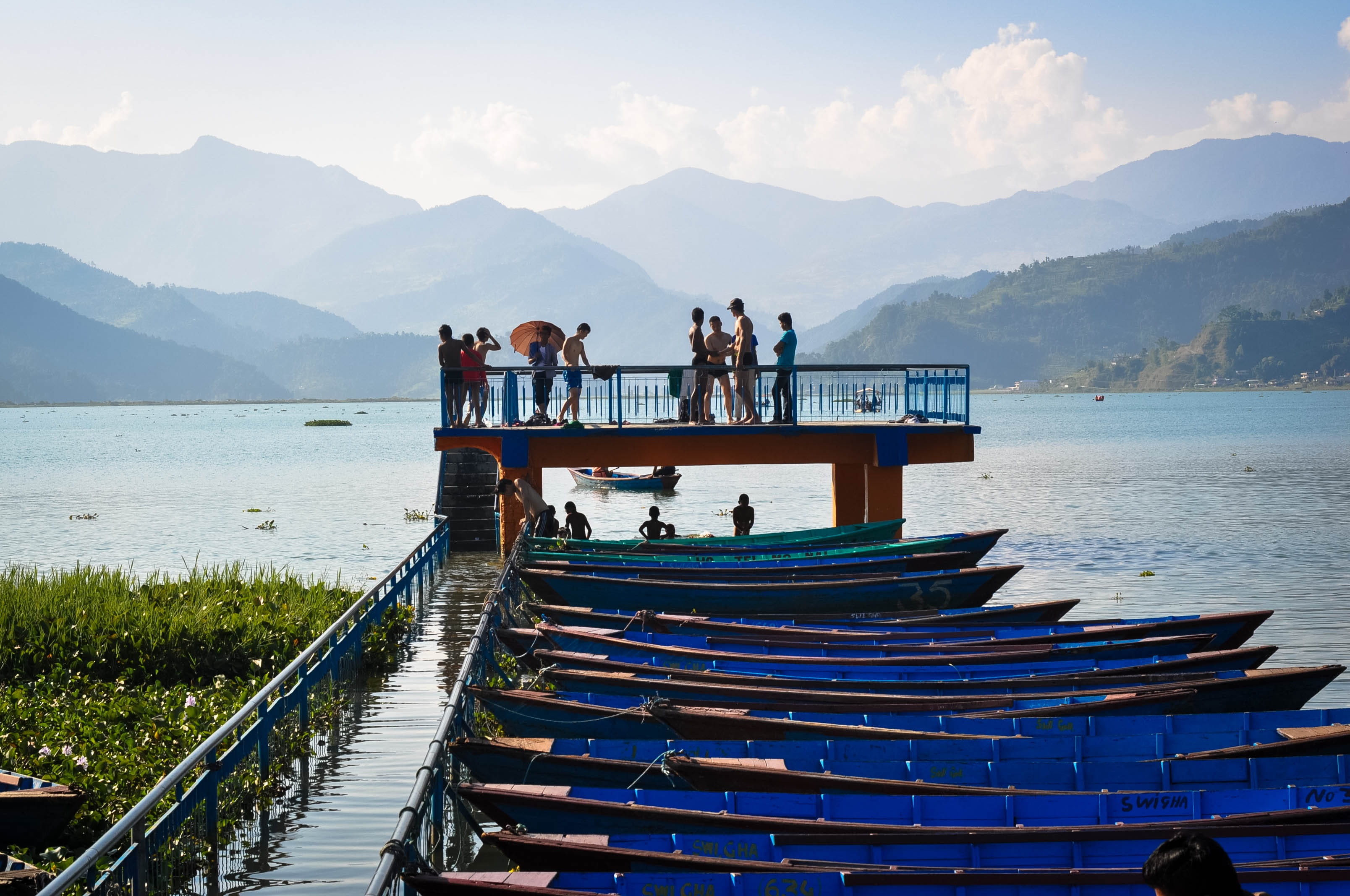 scenic, pier, group of people, Pokhara, sky, day, Boats, daytime, nepal, lake, Jetty, people, beauty in nature, real people, mountain, swimming, Fewa Lake, HD Wallpaper