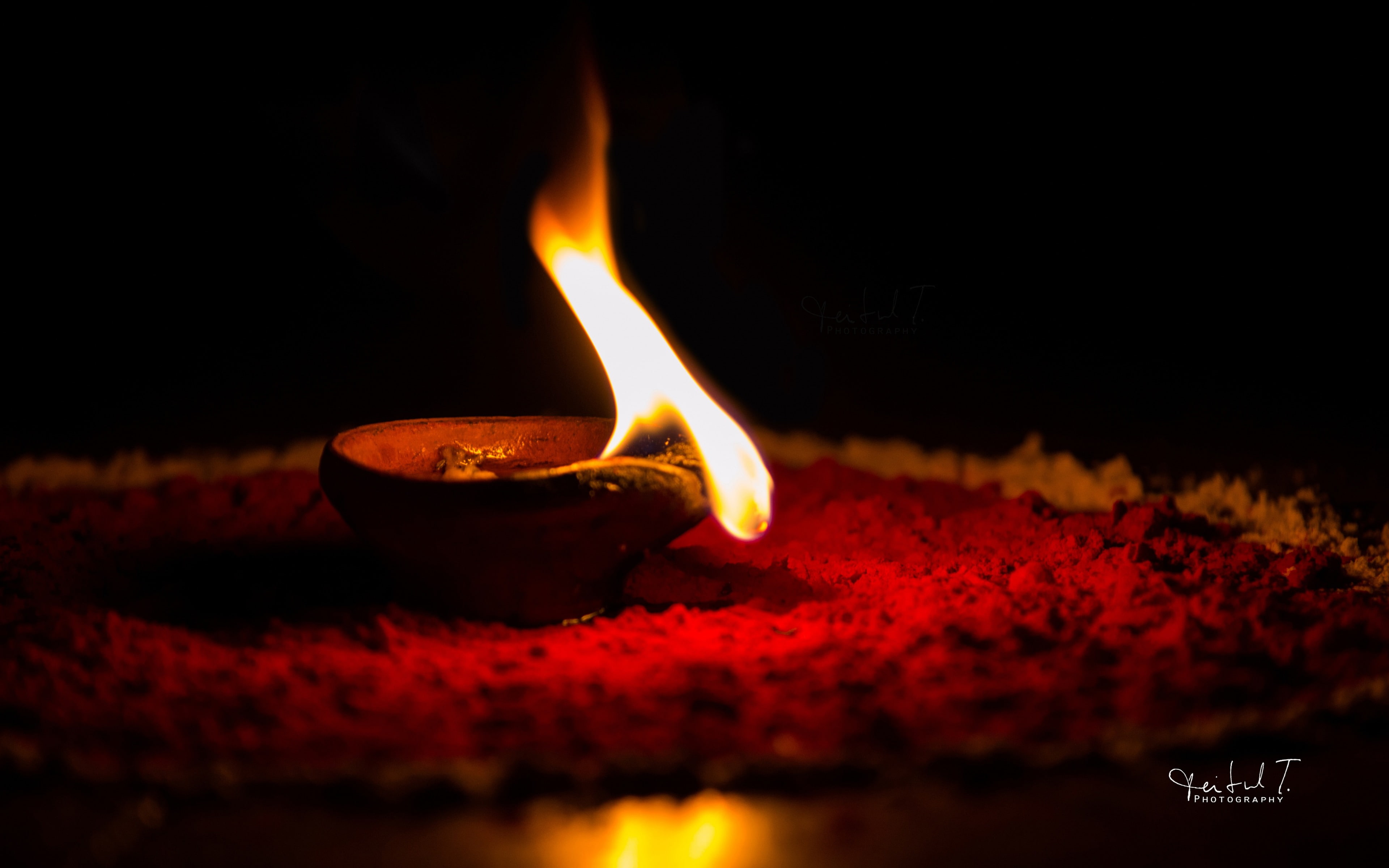 red, lamp, luminosity, illuminated, black background, fire, 4K, night, close, oil, religion, macro, electric lamp, flame, burning, heat - temperature, HD Wallpaper