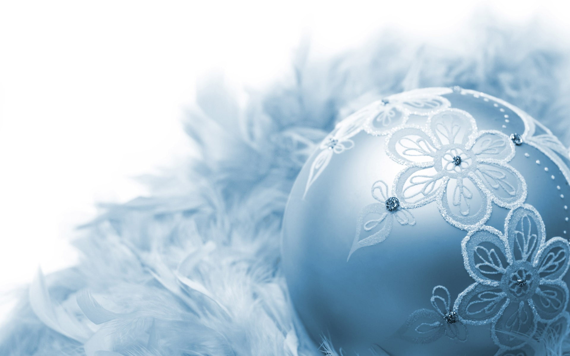 snowflake, decoration, snow, close-up, ornate, christmas, 1080P, textile, celebration, Christmas ornaments , white, backgrounds, extreme close-up, cold temperature, HD Wallpaper