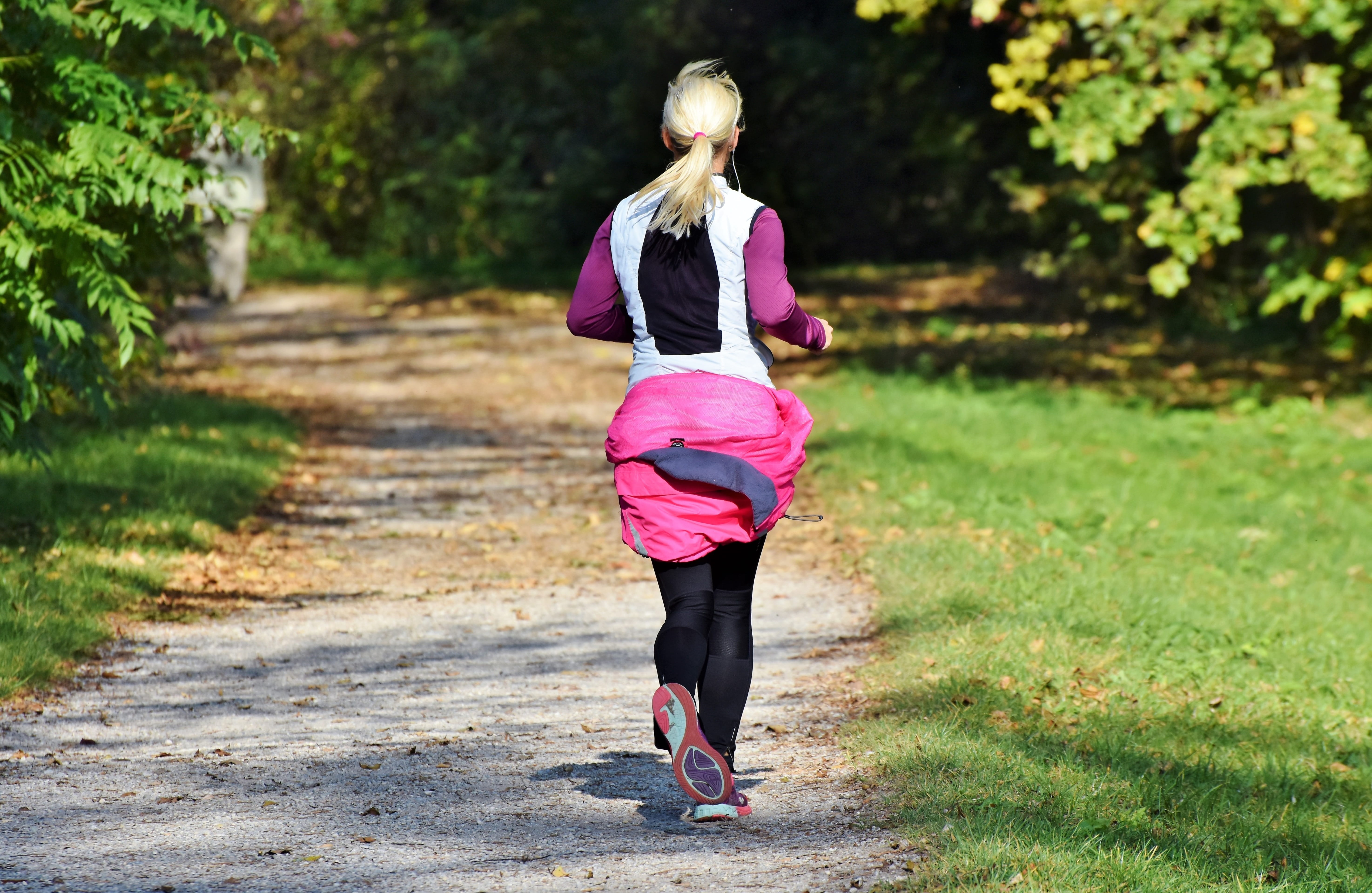 lifestyles, jog, female, day, fit, sporty, pink color, fitness, training, outdoors, healthy lifestyle, sports clothing, women, land, running, footpath, HD Wallpaper
