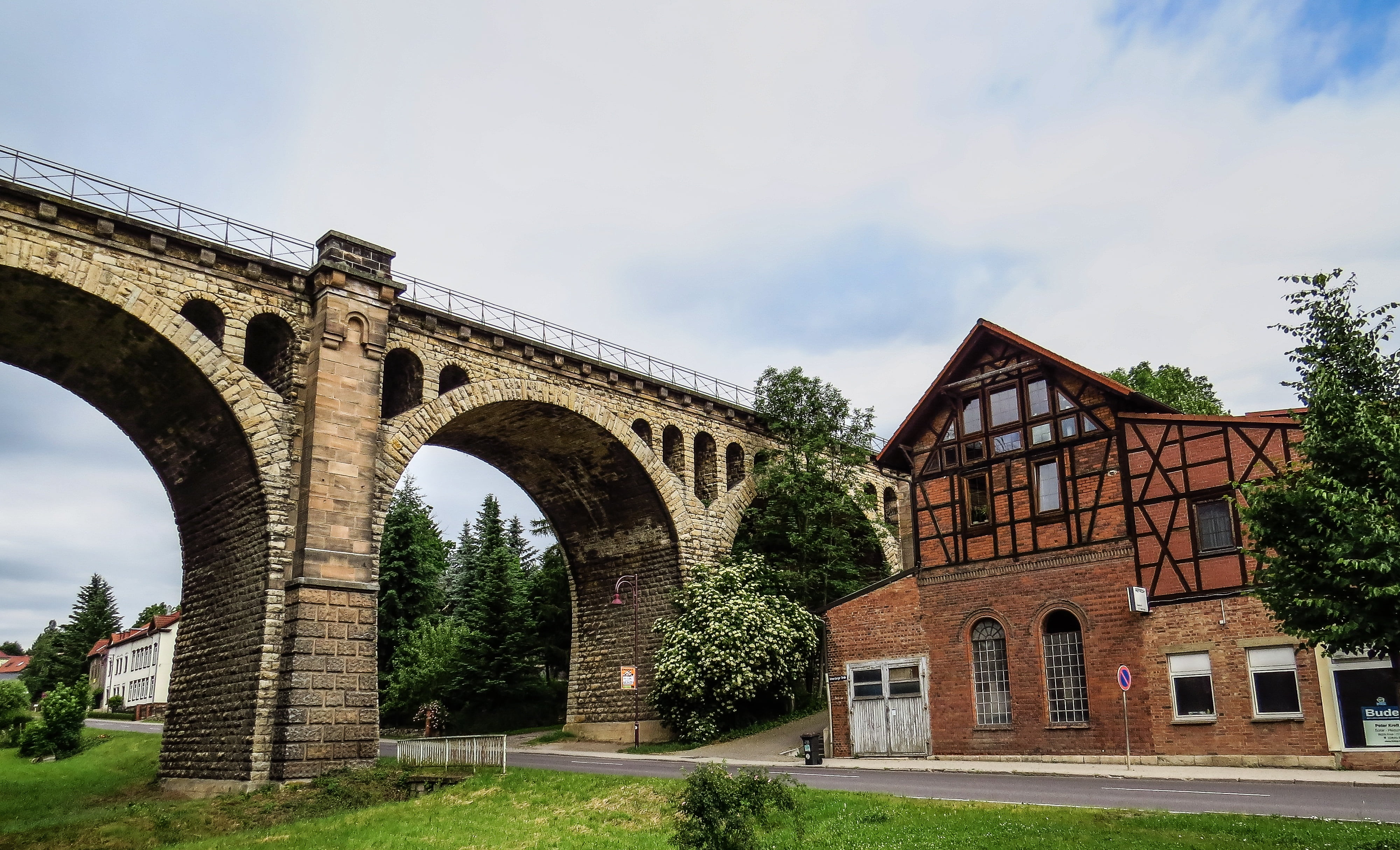 travel destinations, stadtilm, architecture, arch, nature, day, building, train, famous Place, outdoors, the past, history, europe, building exterior, cloud - sky, HD Wallpaper