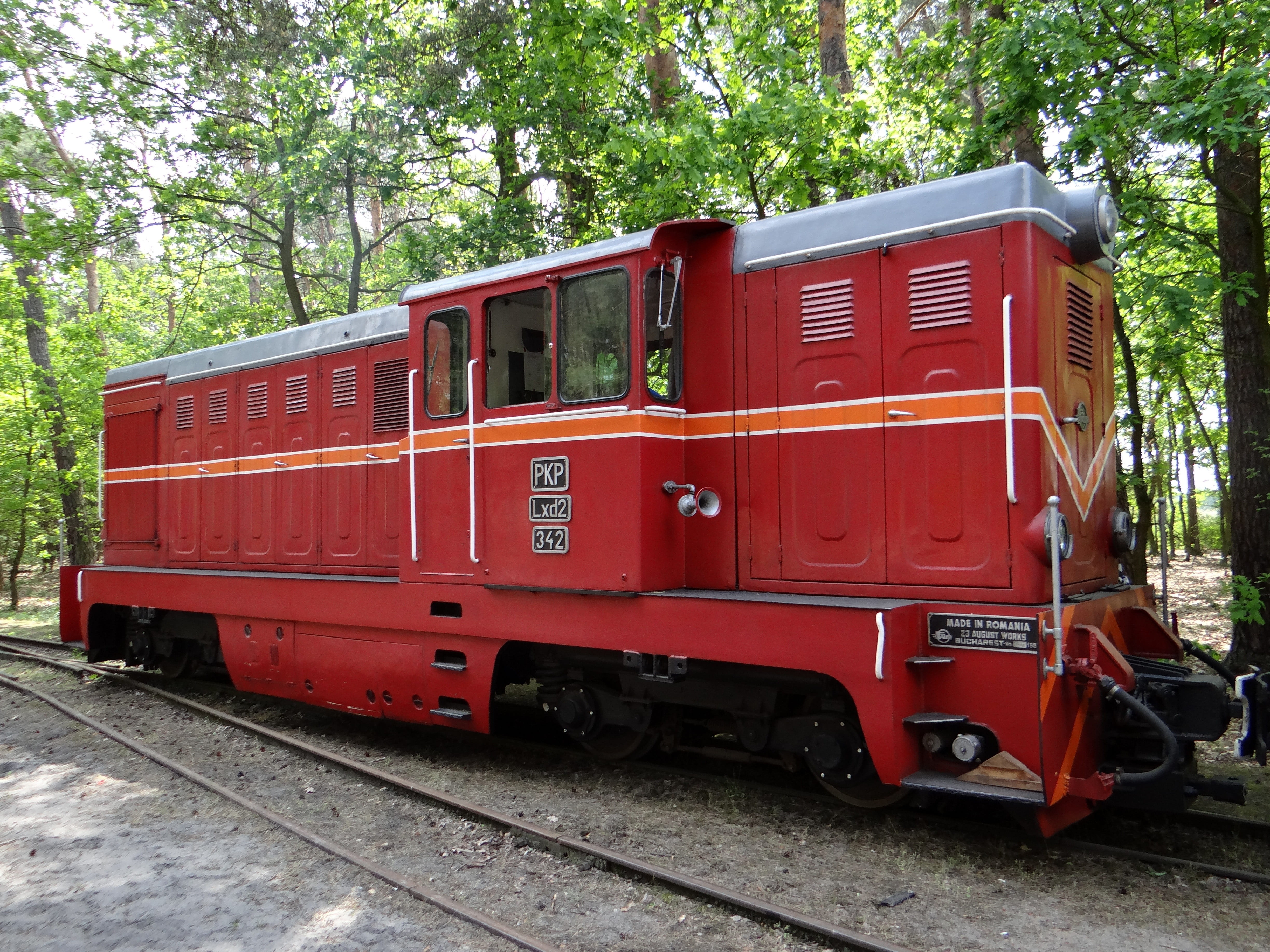 land vehicle, transportation, plant, public transportation, railroad car, the museum, growth, stationary, nature, day, rails, red, 4K, architecture, mode of transportation, HD Wallpaper