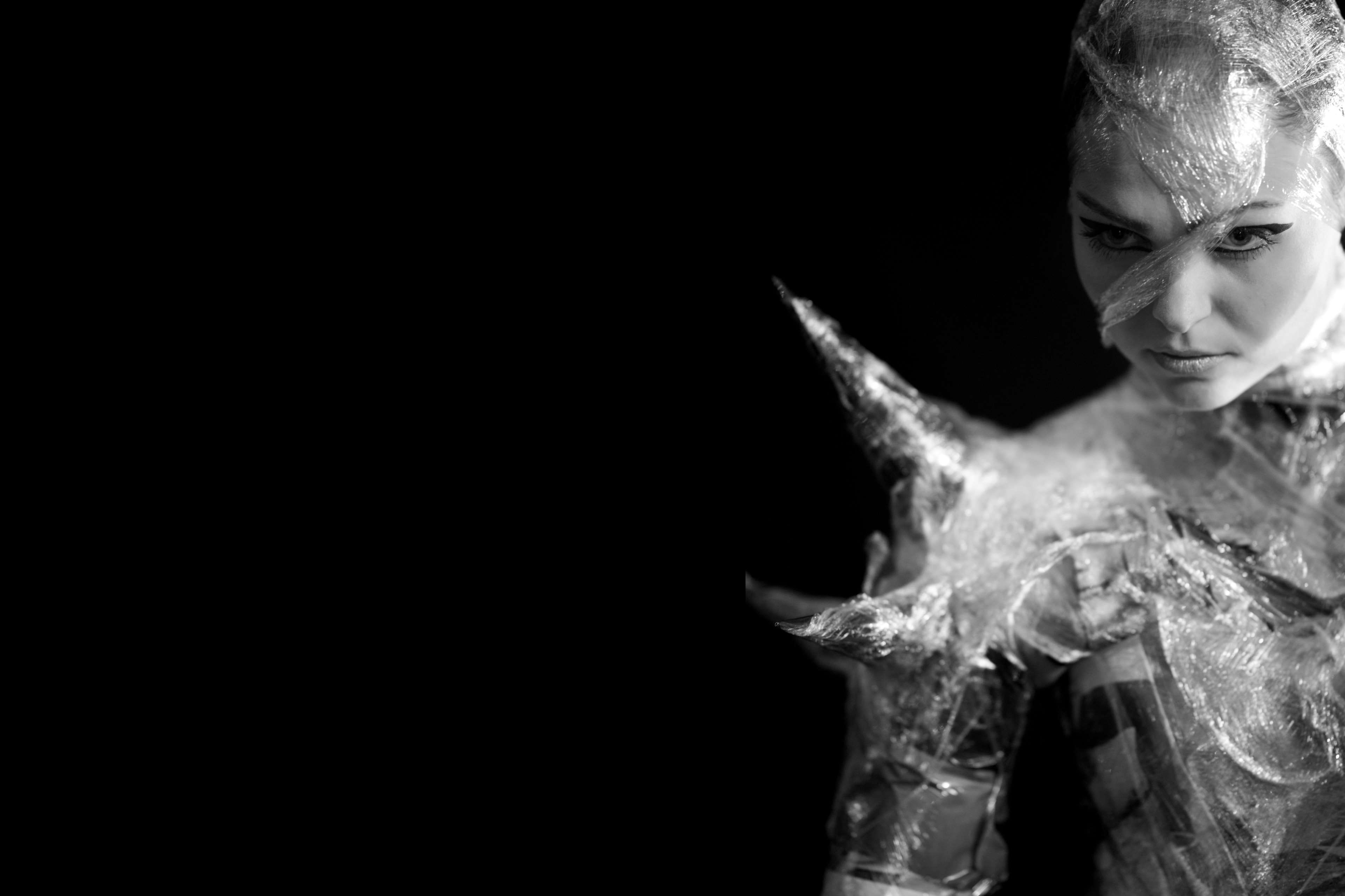 holding, lifestyles, leisure activity, human body part, beautiful, women, studio shot, young women, contact, human, aggression, copy space, portra, art, HD Wallpaper
