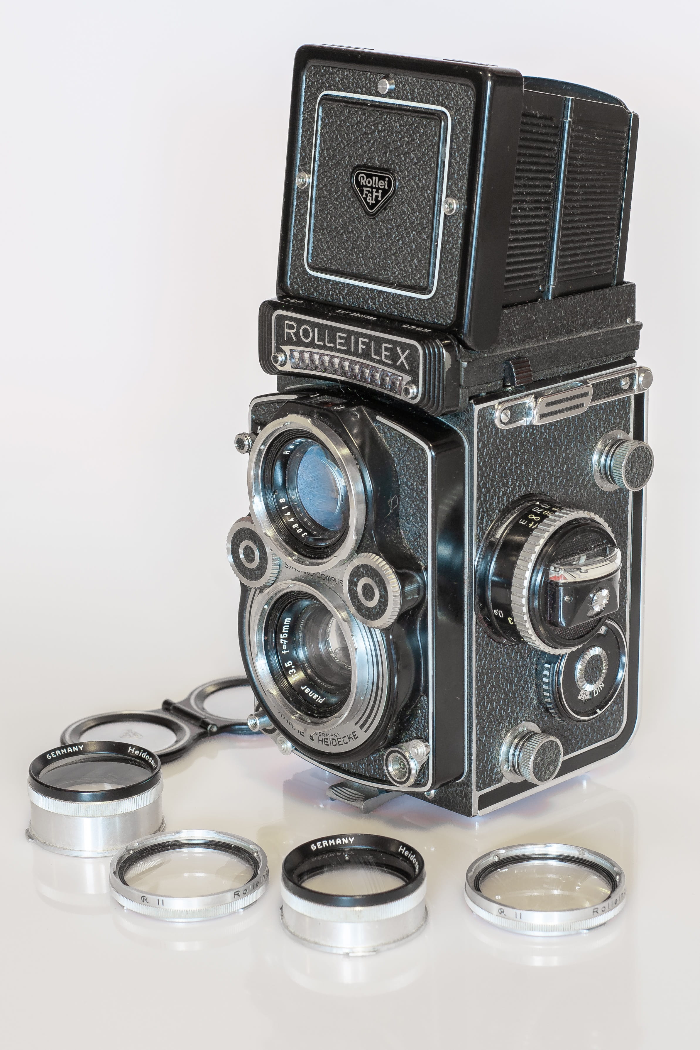 lens, spiegelrefelx, antique, camera - photographic equipment, silver colored, photo, digital camera, technology, photograph, camera, photo camera, single object, Phone HD Wallpaper