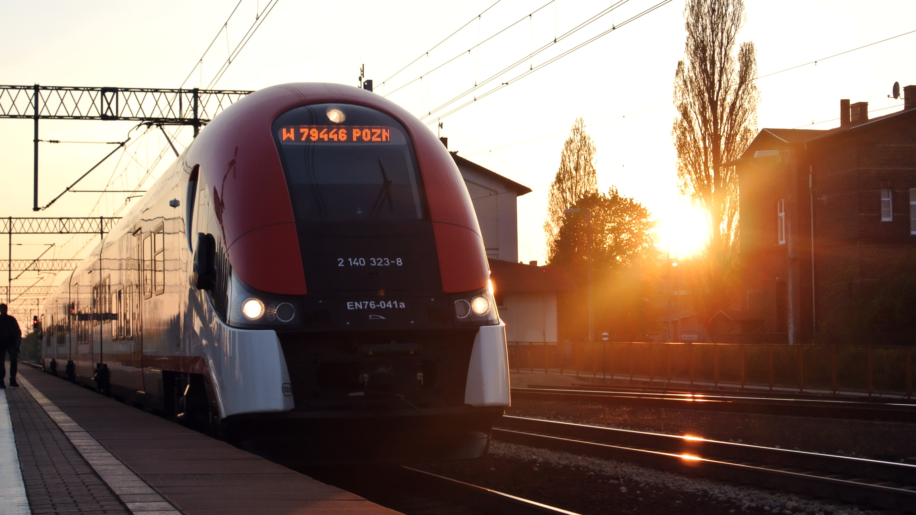 motion, railway, sunset, railroad track, track, architecture, Poland, public transportation, sun rays, transportation, Pesa Elf, 4K, no people, mode of transportation, HD Wallpaper