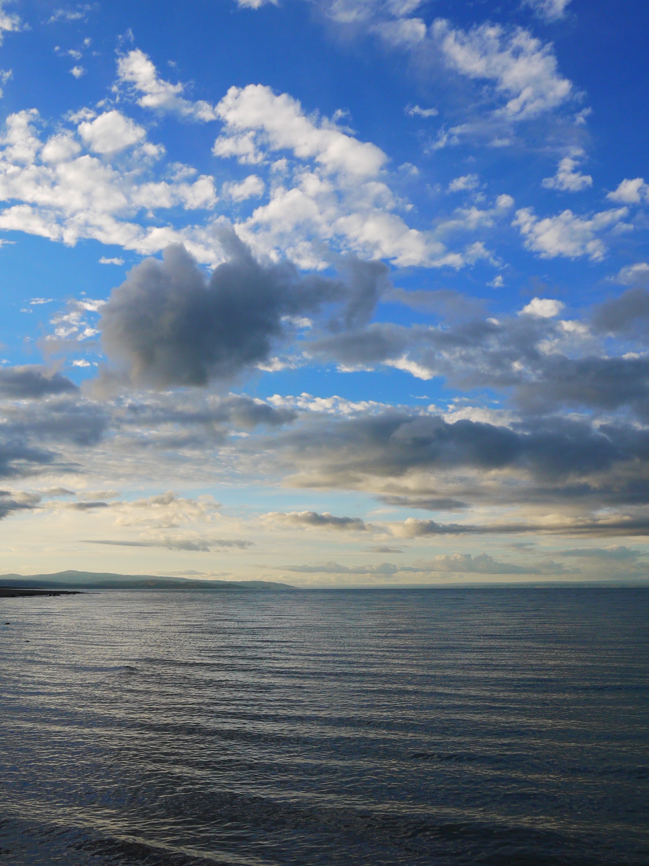 ocean, nature, 2K, water, summer, freedom, beauty in nature, idyllic, blue sky and white clouds, tranquil scene, qinghai, views, horizon, seascape, huguangshanse, Phone HD Wallpaper