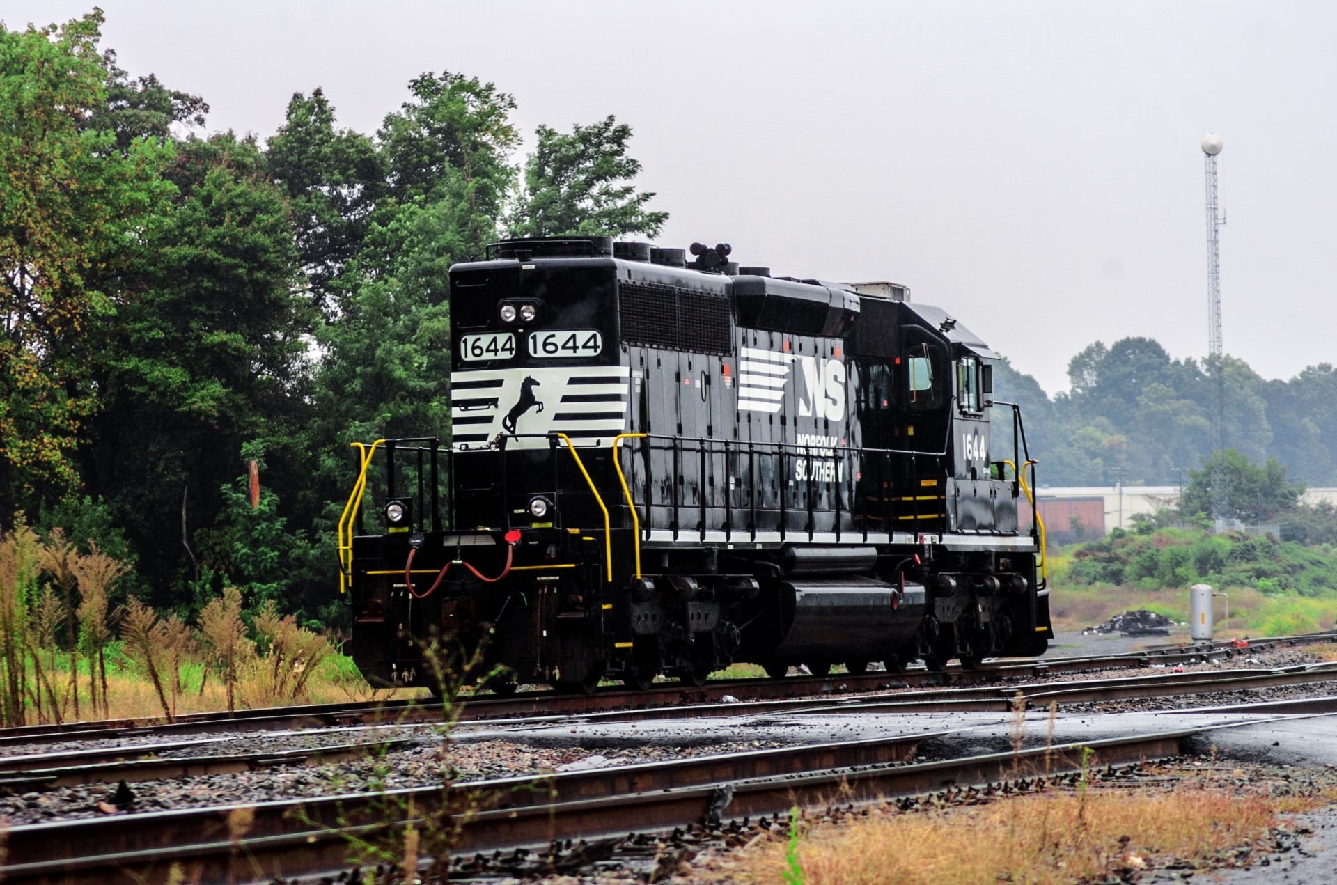 railroad Car, 1080P, loud, train - vehicle, travel, motion, car, red, nature, fast, army, railroad Track, black, smoke, tracks, steam Train, station, track, HD Wallpaper
