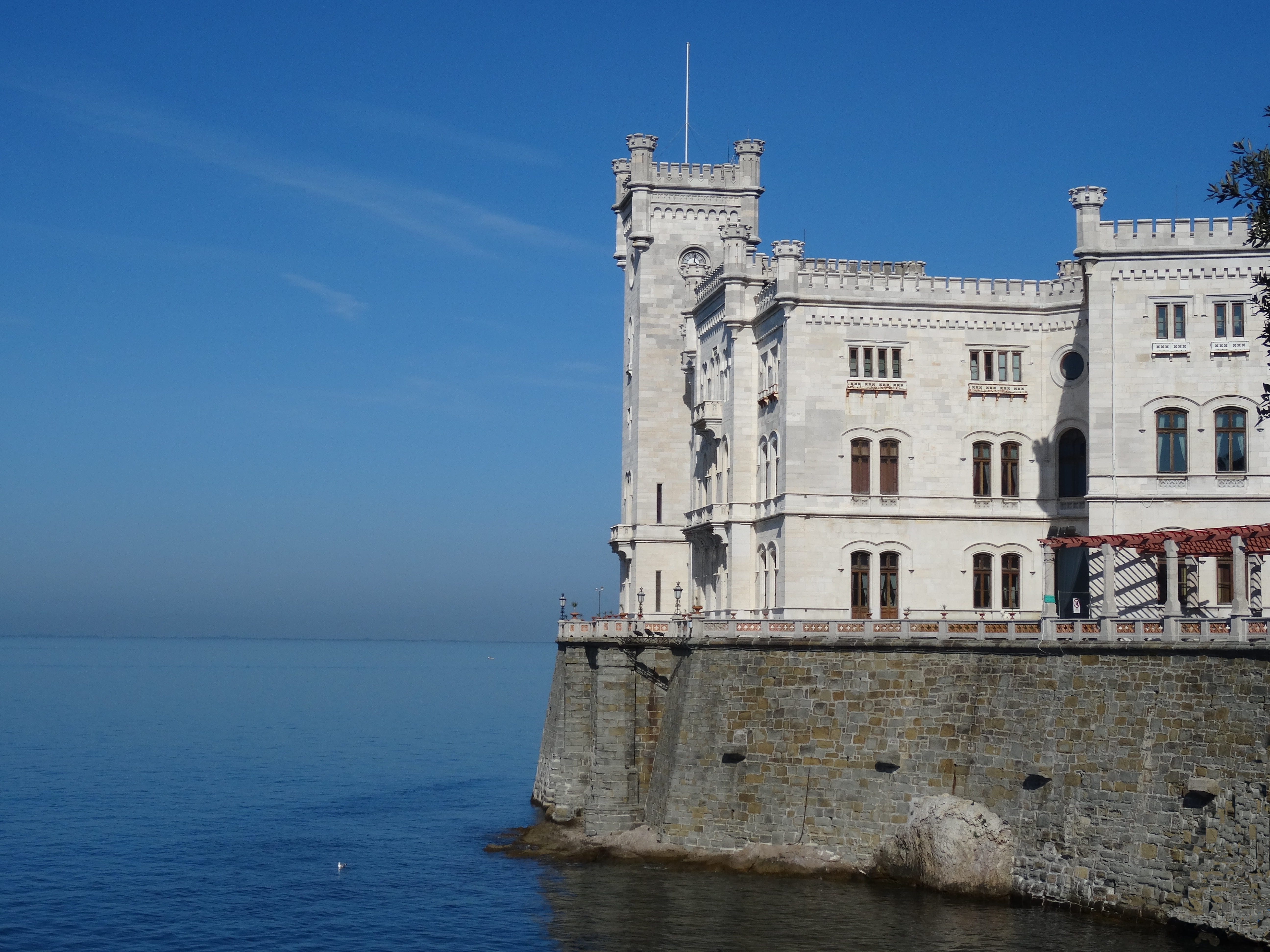 outdoors, sky, building exterior, nature, building, miramare, architecture, italy, day, tower, the past, mediterranean, water, trieste, built structure, HD Wallpaper