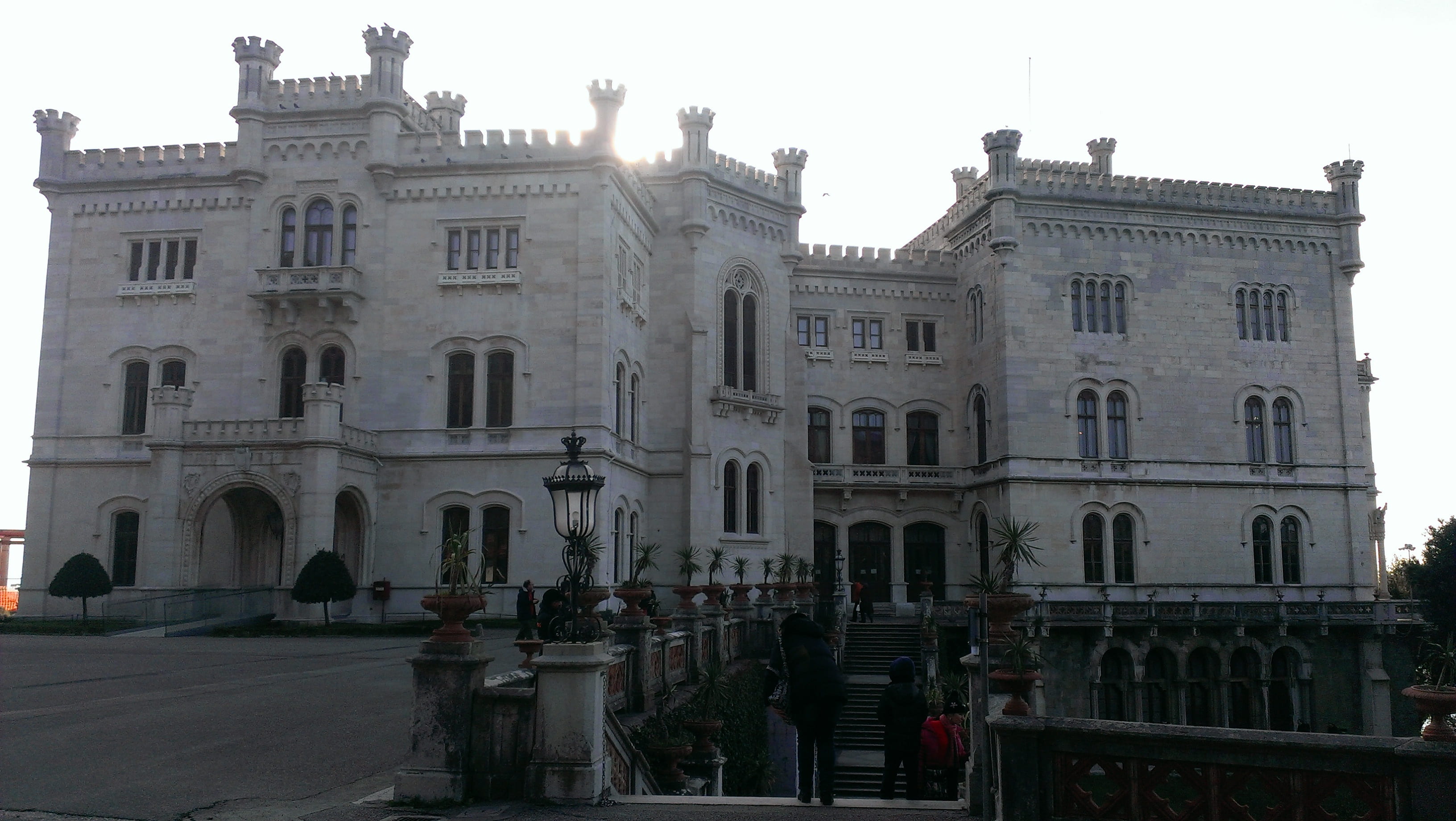 miramare, men, castle, facade, italy, incidental people, window, architectural column, built structure, clear sky, city, day, history, 2K, nature, the past, HD Wallpaper