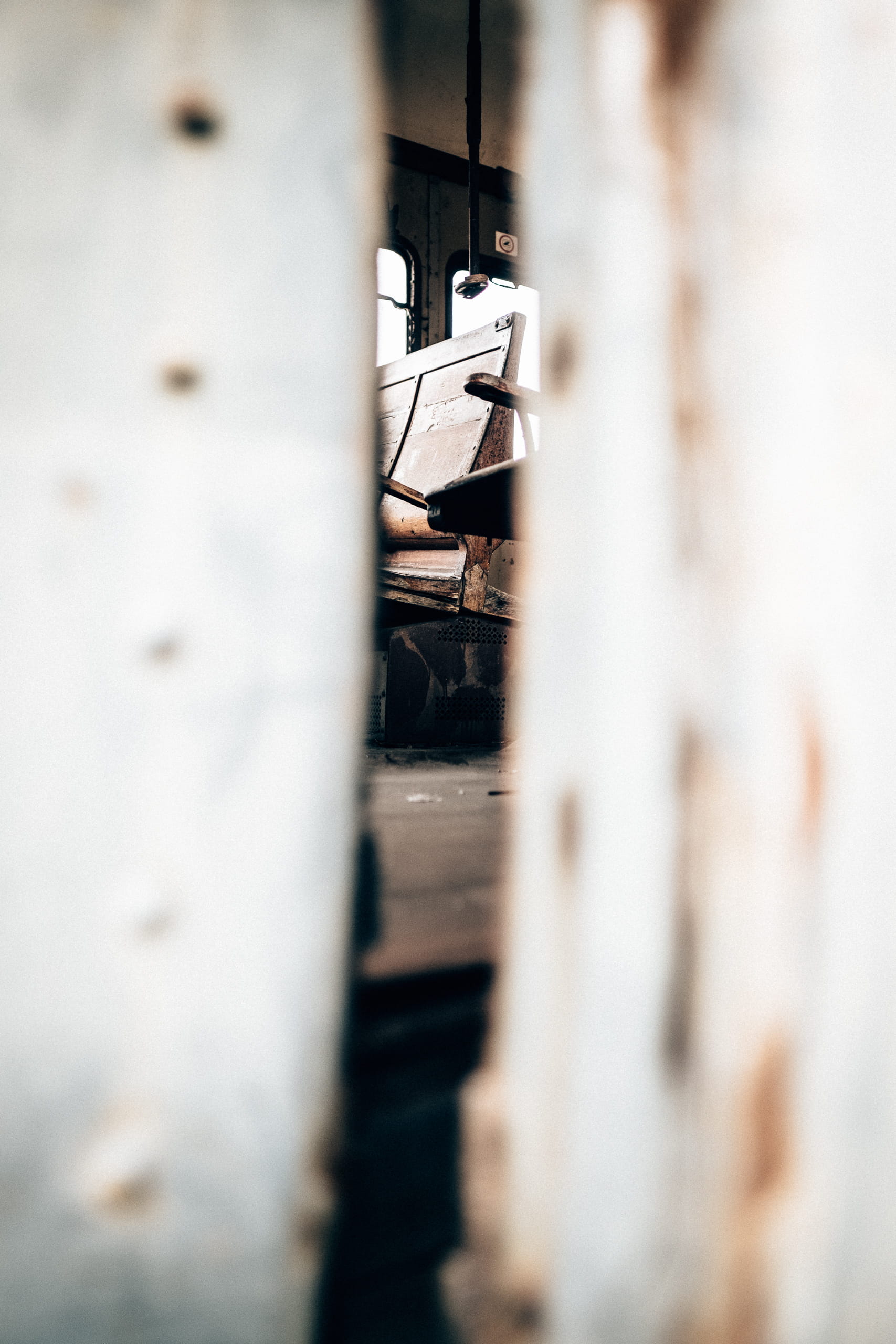 interior, day, old, 2K, no people, architecture, mode of transportation, built structure, wall - building feature, building, focus on background, train, Phone HD Wallpaper