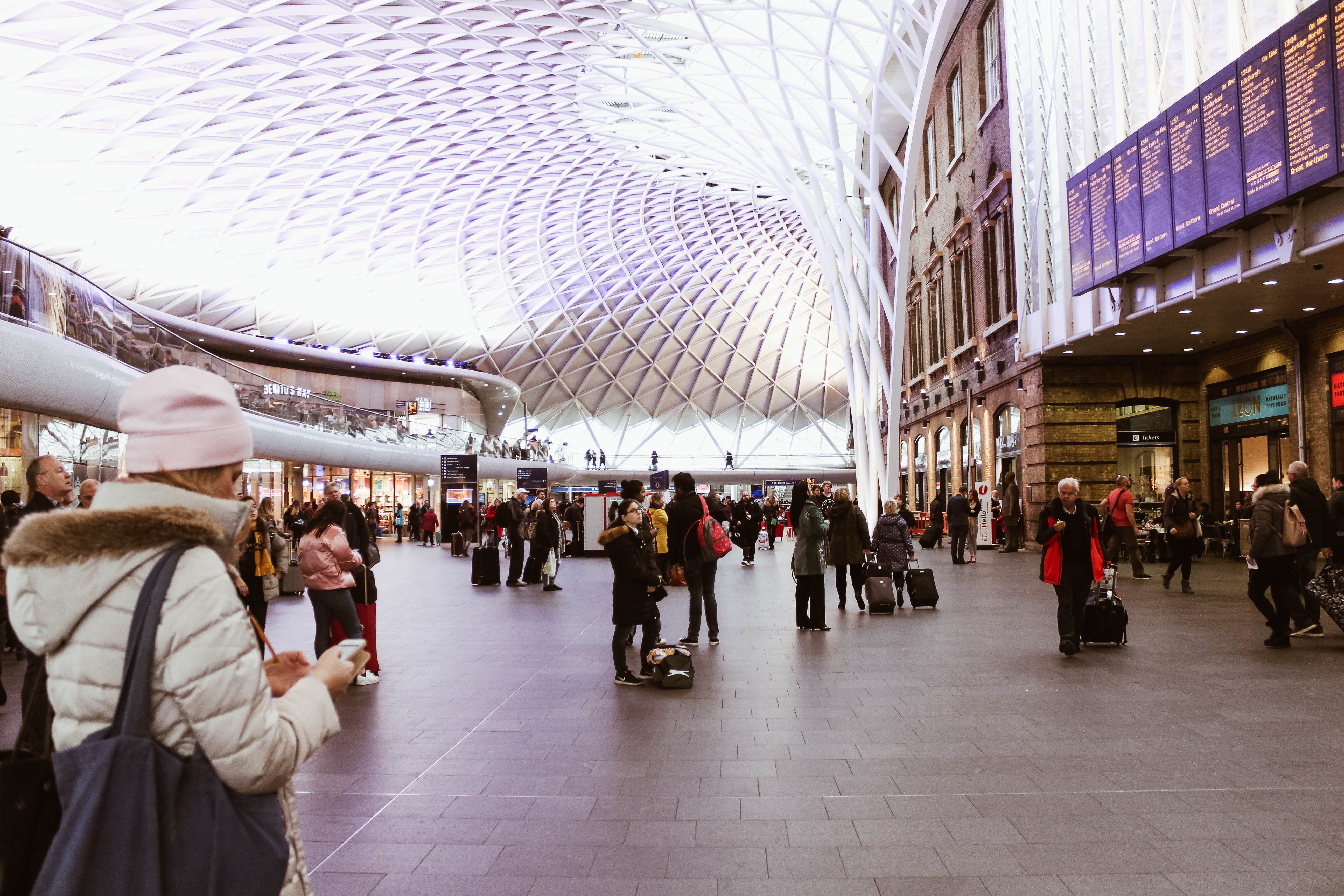 adventure, group of people, large group of people, people, united kingdom, adult, tourism, wanderlust, train station, explore, ceiling, city life, work, HD Wallpaper