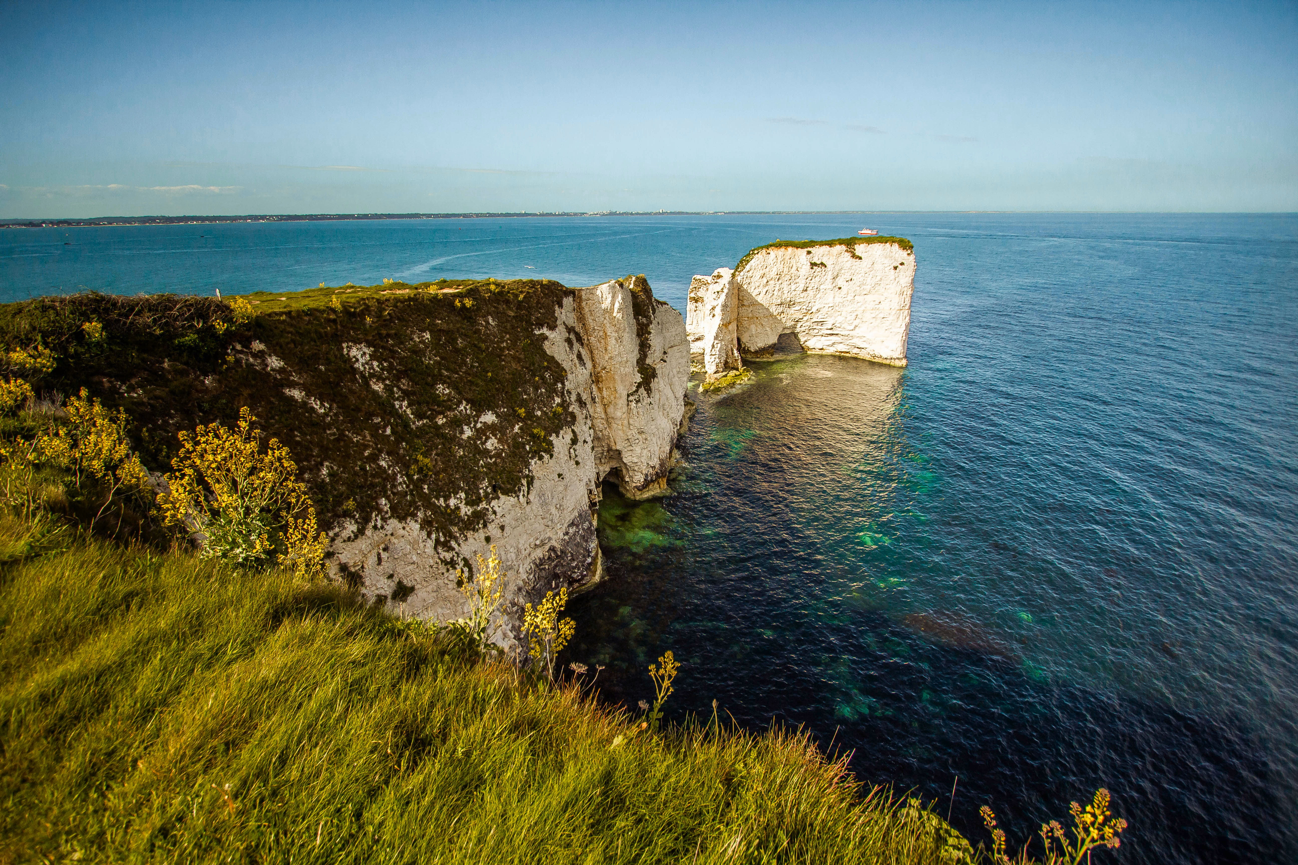rock - Object, no people, tranquil scene, rock formation, architecture, rock, sea, horizon, beach, cliff, coastline, nature, land, europe, old harry rocks, HD Wallpaper