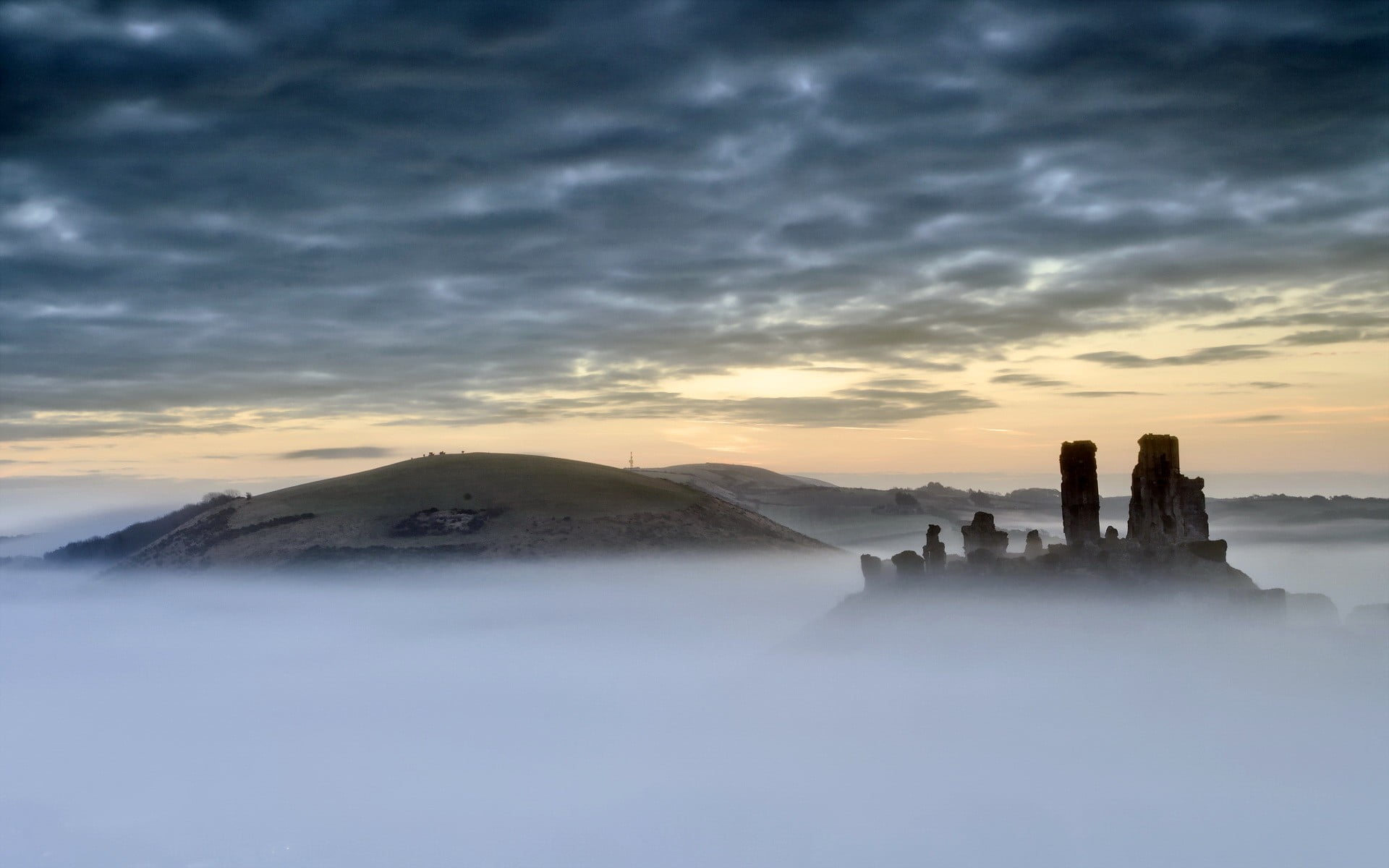 UK, cloud - sky, building exterior, rock, no people, hour, mist, idyllic, tranquil scene, 1080P, golden, formation, hills, castle, clouds, water, England, HD Wallpaper