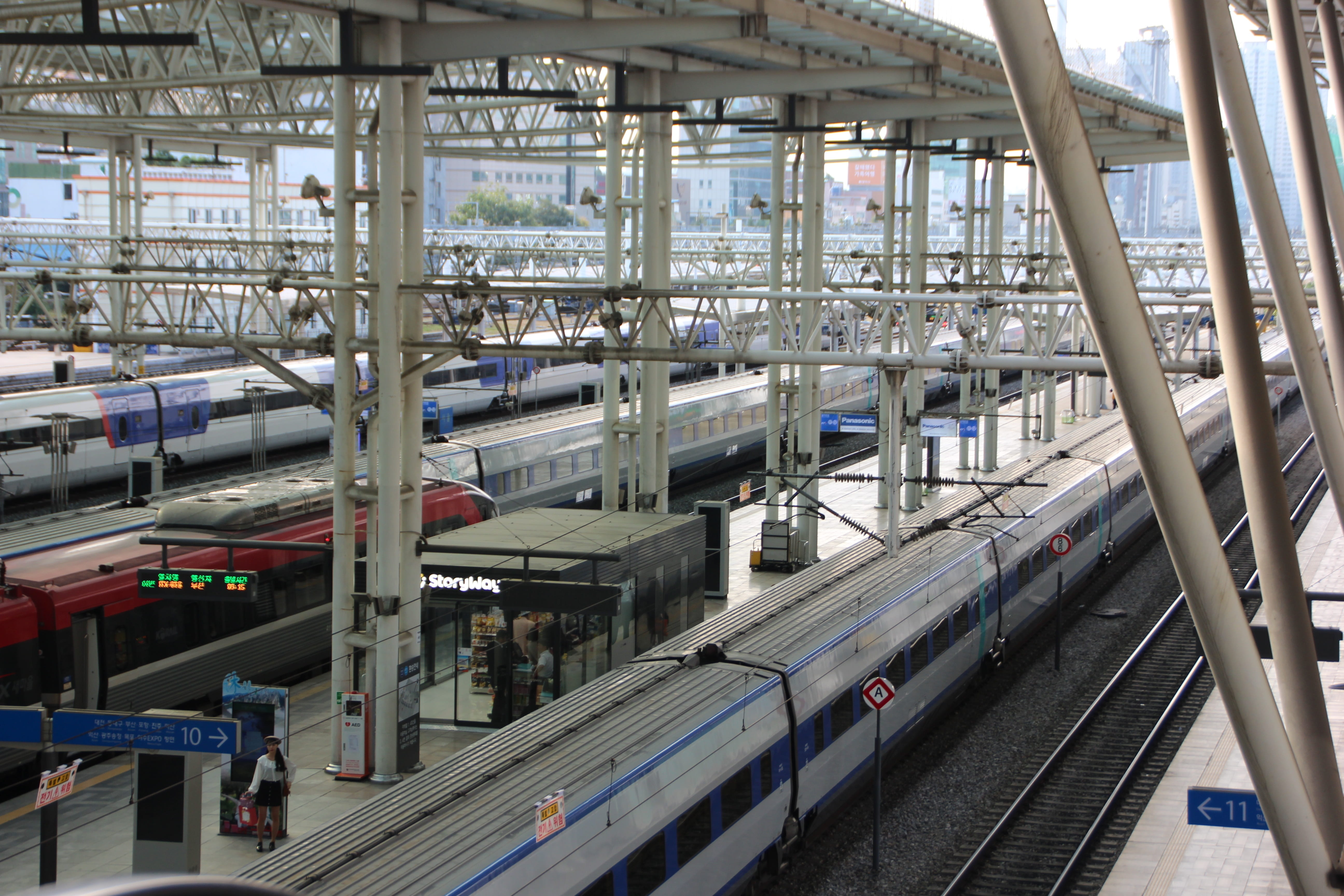 city, electric, public transportation, structures, passenger, republic of korea, construction, railway, architectural column, shipping, ktx, railroad track, HD Wallpaper