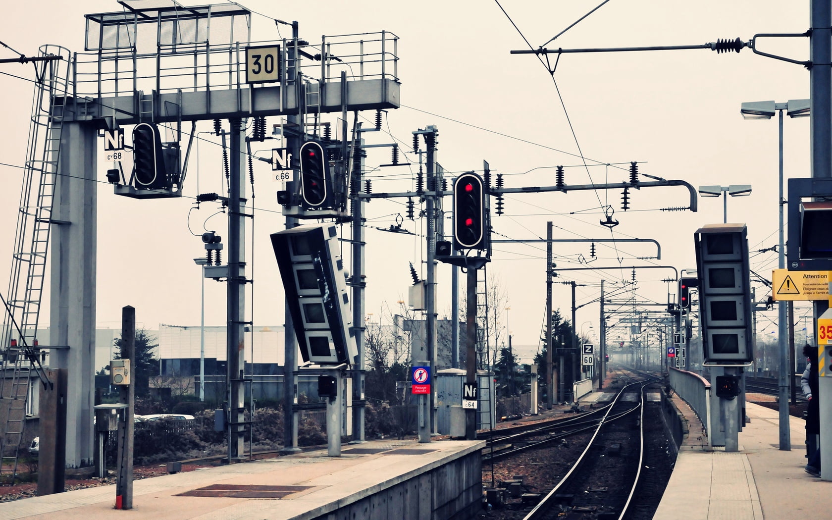 720P, cable, day, station, stoplight, rail, train, railroad Station Platform, connection, street, rail transportation, road, public transportation, electricity, HD Wallpaper