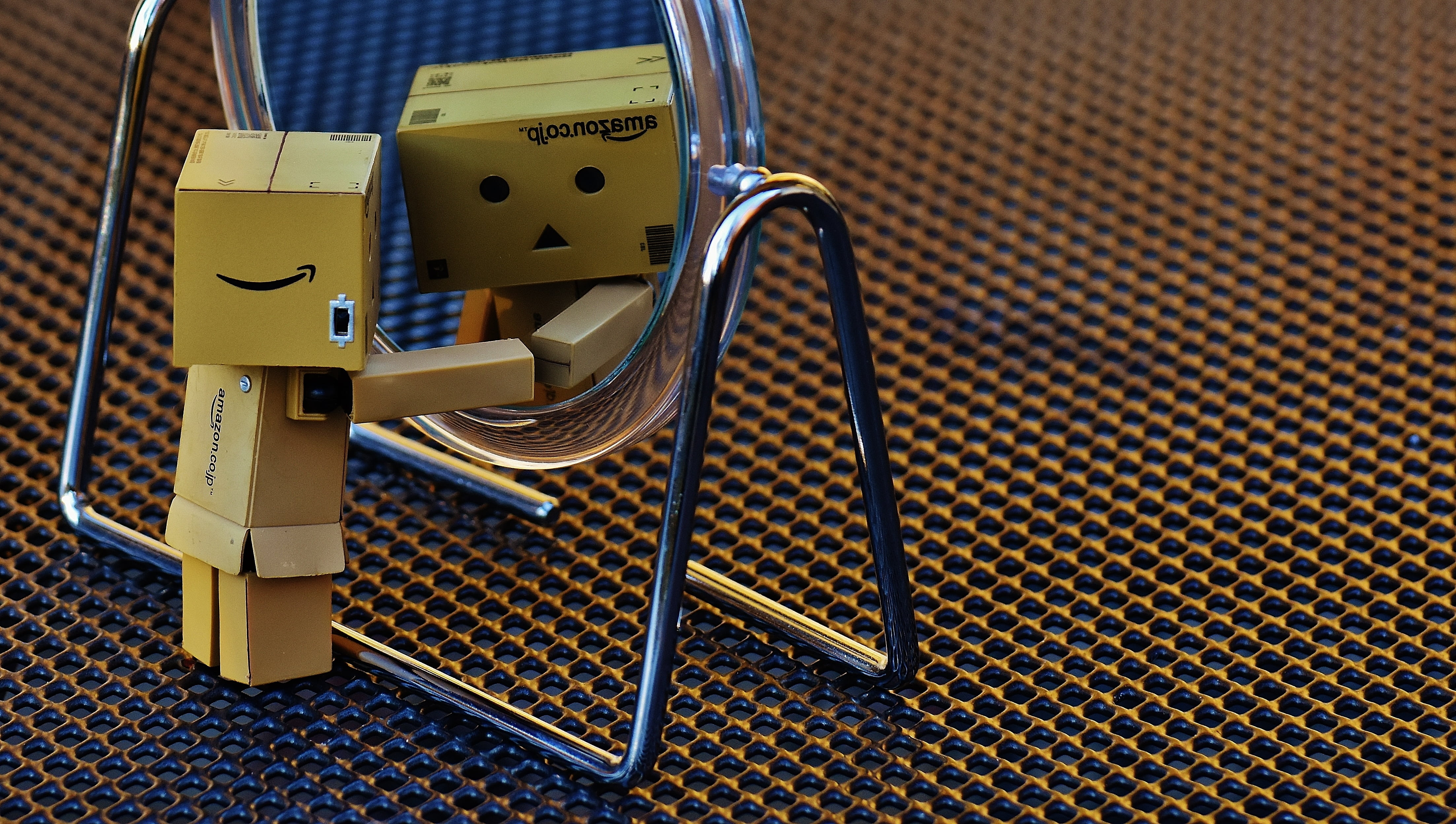 yellow, close-up, mirror, container, cheval glass, flooring, seat, figure, pattern, 4K, bathroom, box, metal, still life, fun, home interior, danbo, cardboard, HD Wallpaper