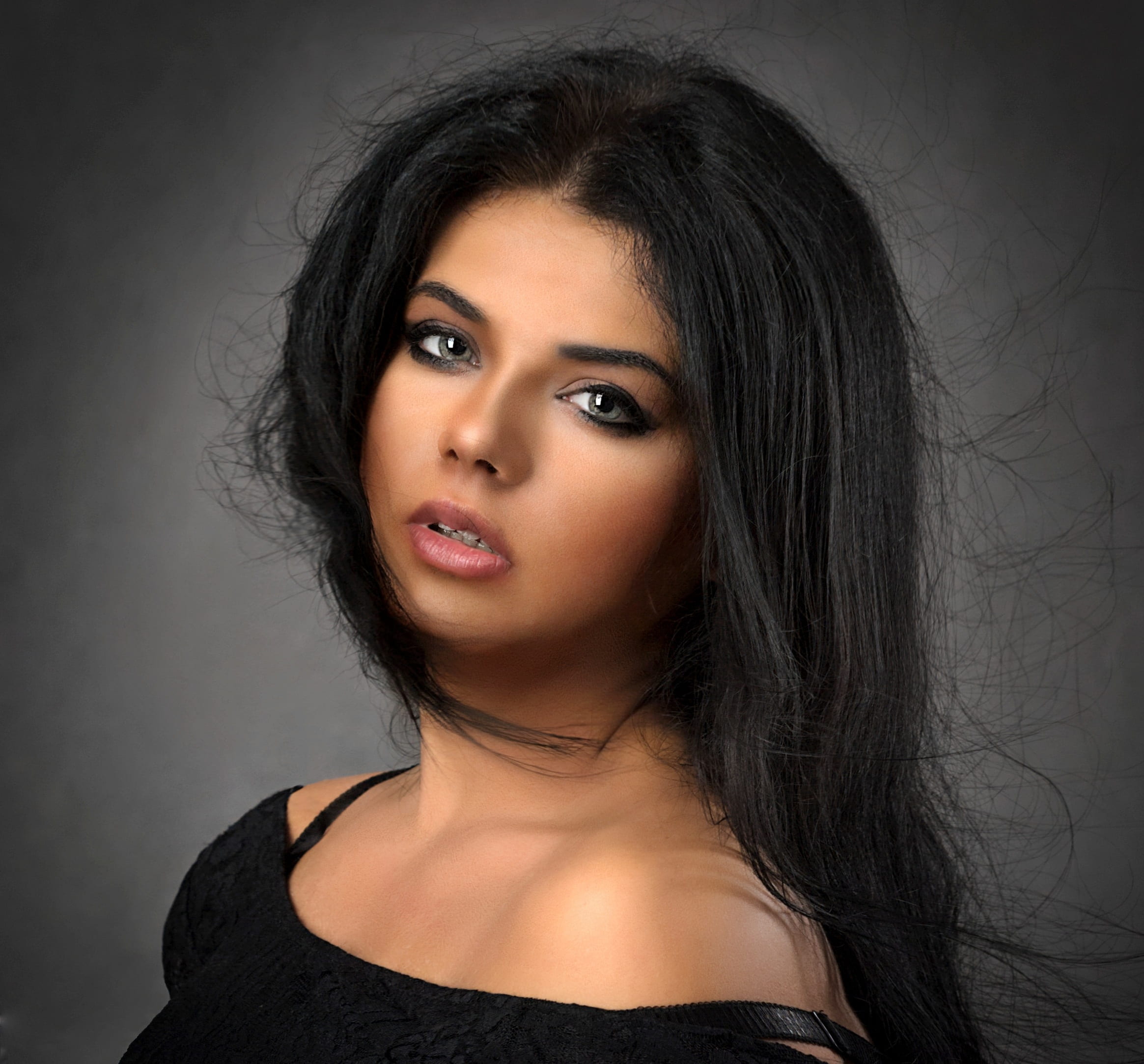 look, photo, studio shot, eyes, human face, 1080P, young adult, beauty, beautiful people, peace of mind, beautiful woman, hair, girl, haired, human hair, HD Wallpaper