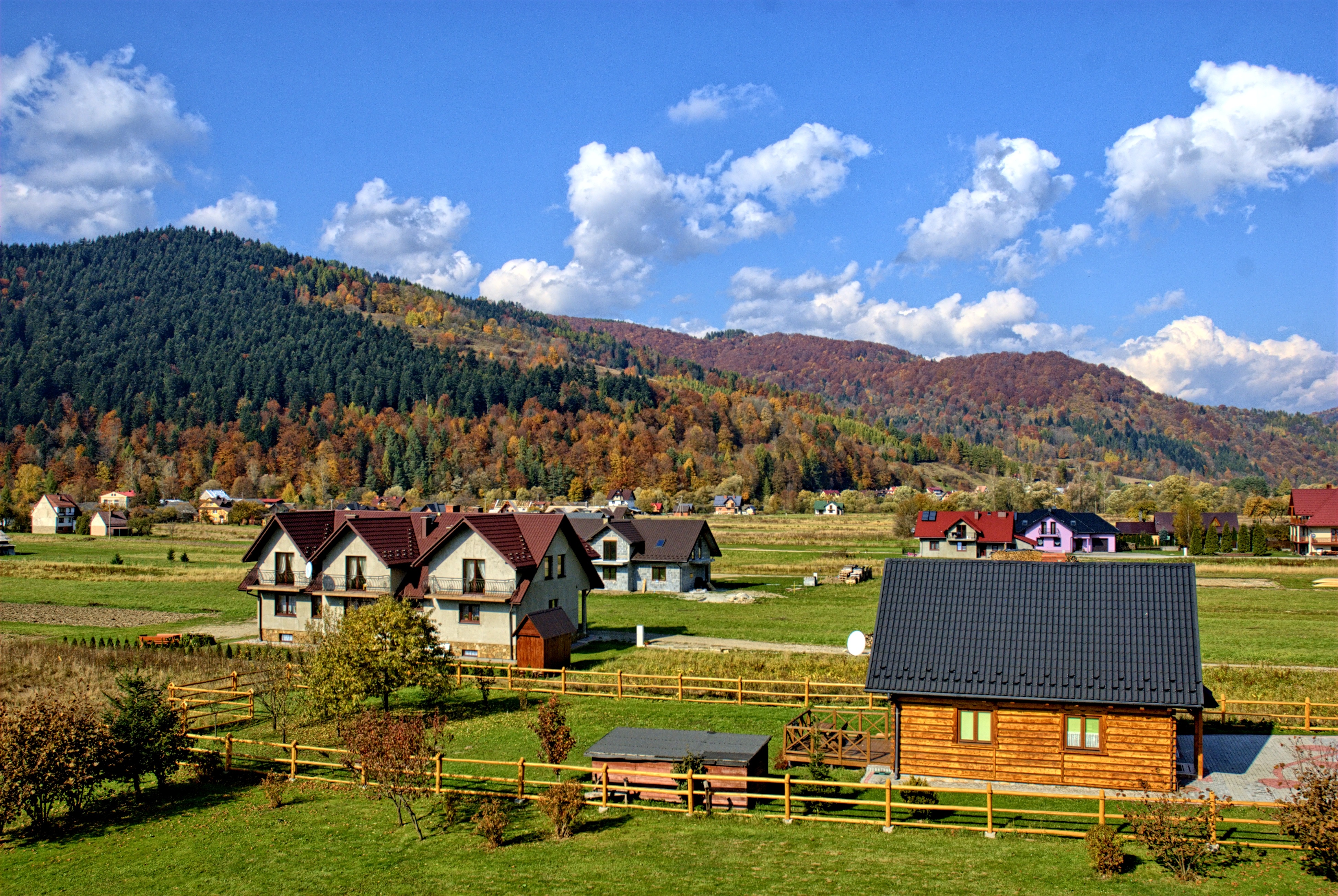colors, architecture, field, rural Scene, plant, forest, colorful, building exterior, the horizon, house, built structure, tree, sky, landscape, sunny, HD Wallpaper