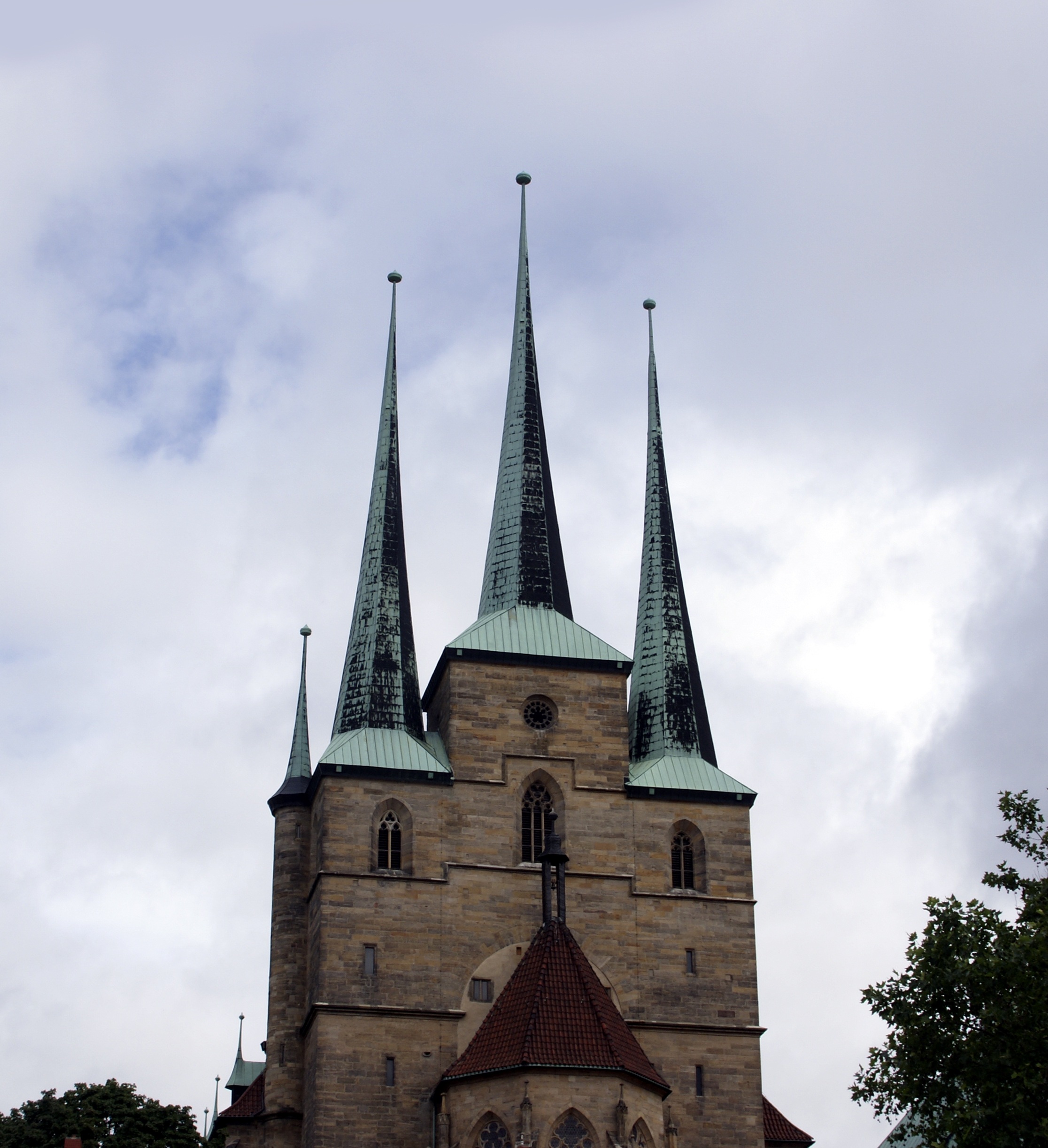spirituality, christian, religion, sky, no people, building, built structure, architecture, dom, nature, tower, thuringia germany, erfurt, germany, spire, Phone HD Wallpaper