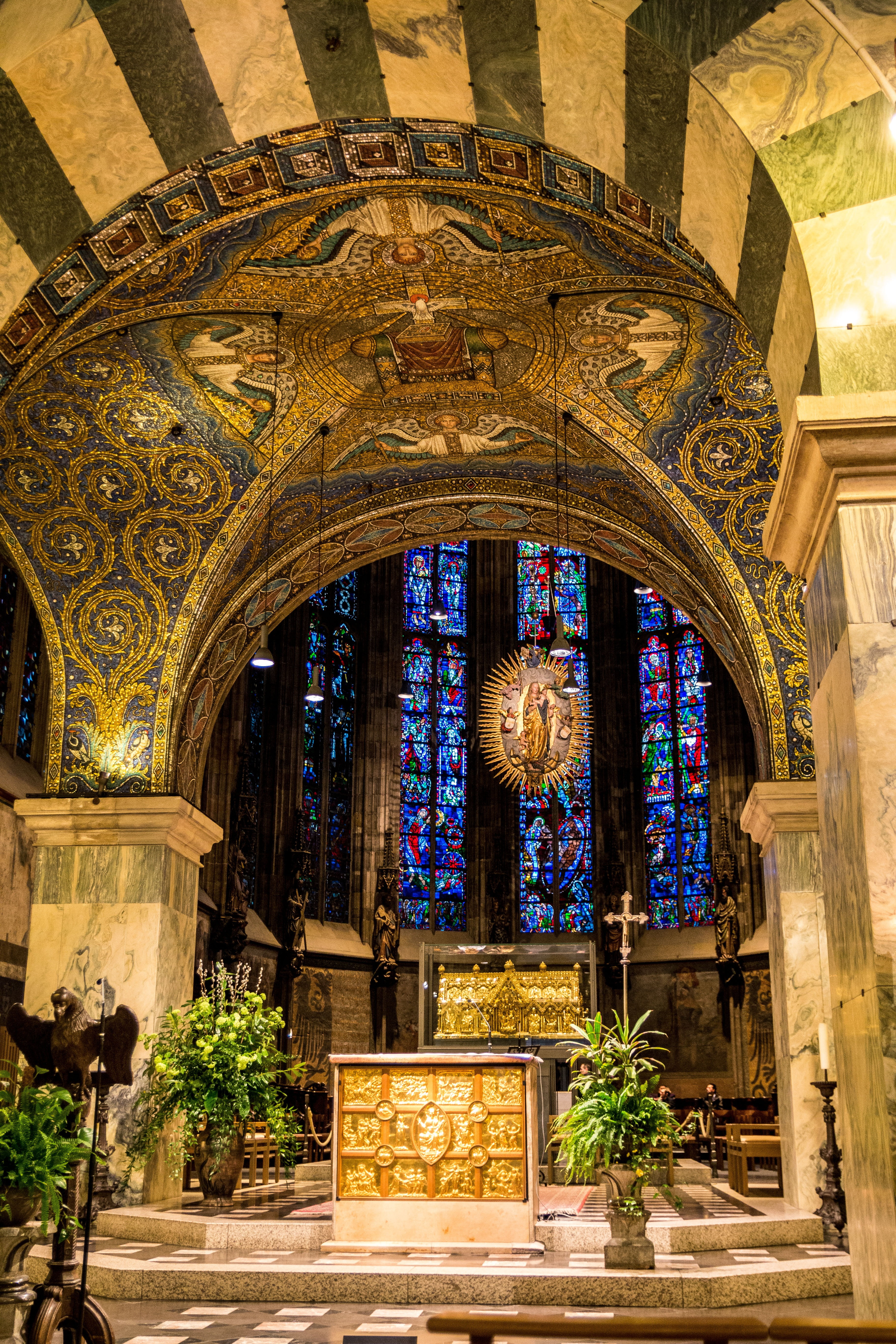 aachen cathedral, spirituality, place of worship, creativity, sculpture, statue, religion, architecture and art, building, ornate, mosaic, built structure, Phone HD Wallpaper