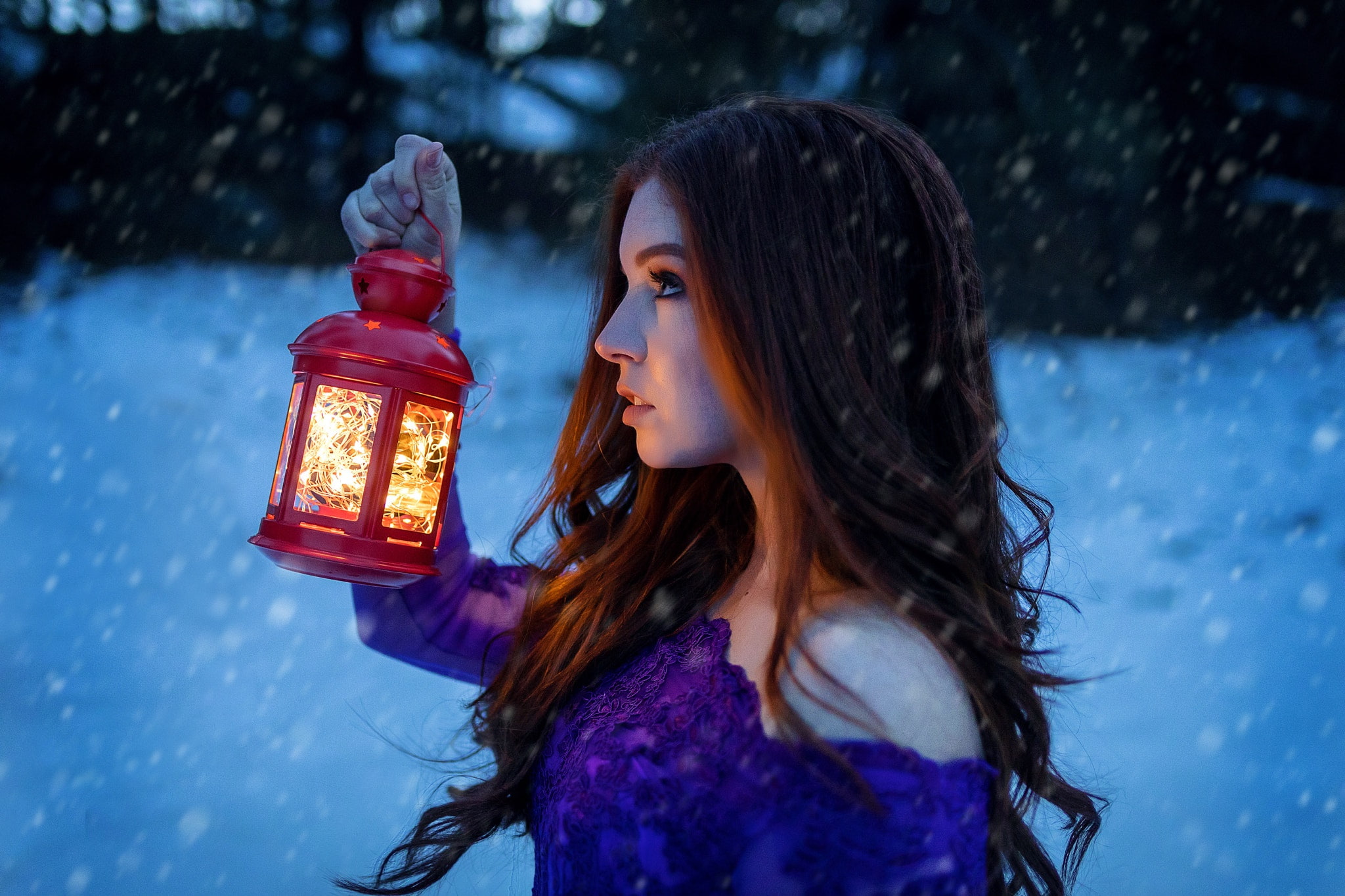 lamp, looking away, face, mood, Model, winter, lips, open mouth, girl, snow, portrait, bare shoulders, eyes, 1080P, brunette, lantern, photo, mouth, bokeh, HD Wallpaper