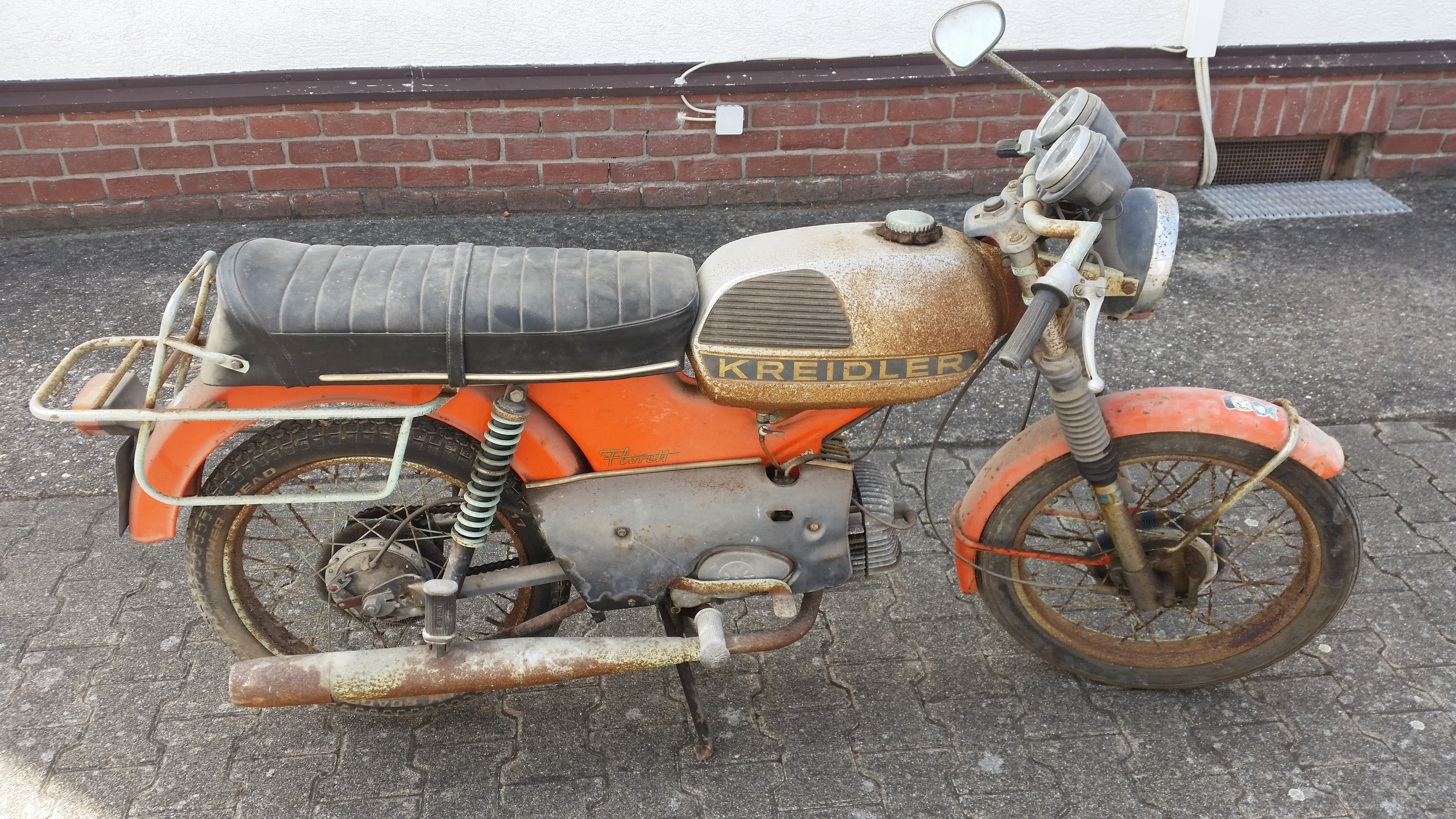 land vehicle, wheel, rusty, motor vehicle, retro styled, two wheeled vehicle, 5K, motorcycle, no people, city, vehicle, kreidler, architecture, deterioration, HD Wallpaper
