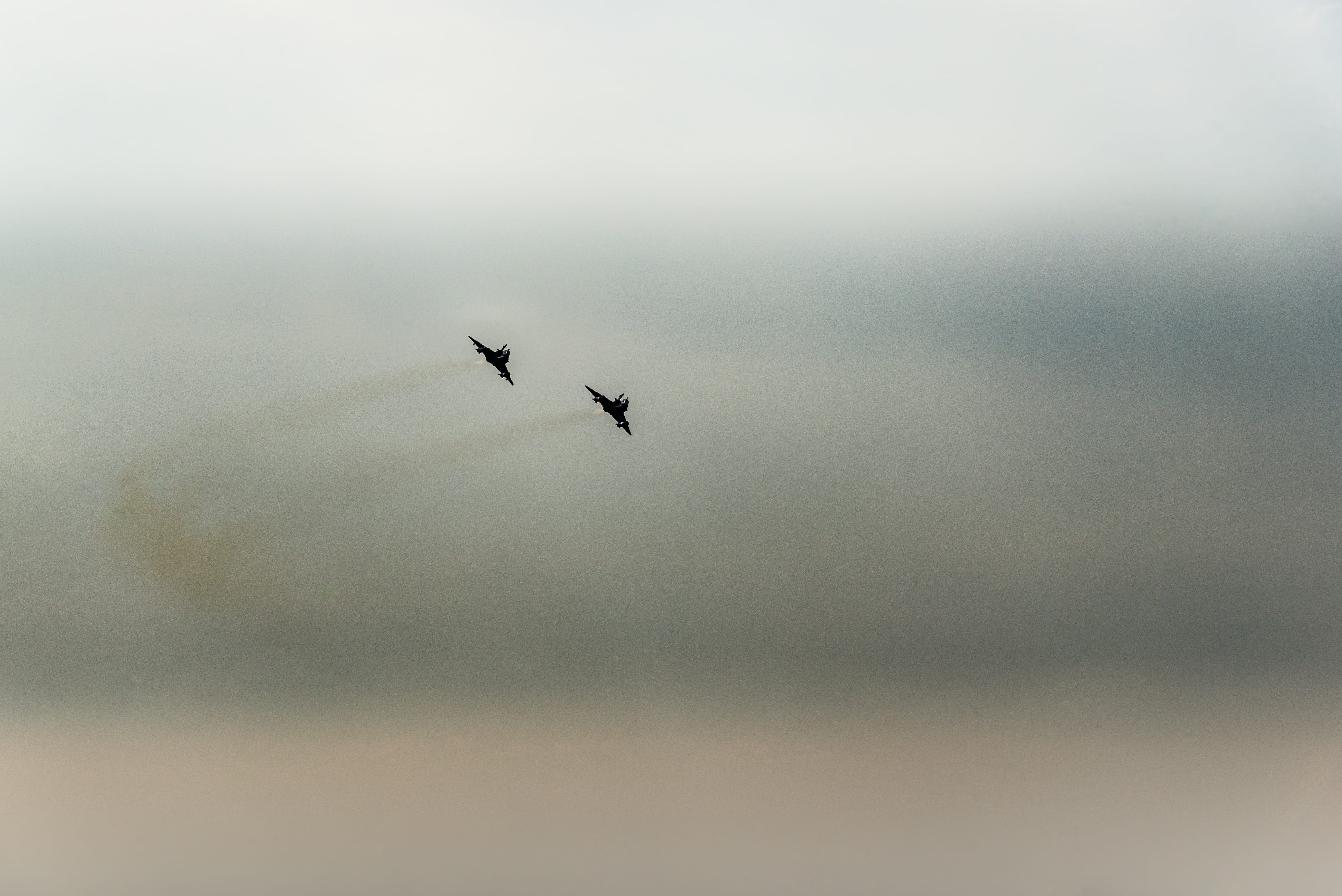 back light, day, contraluz, riat, smoky cloud, motion, mid-air, air tattoo, mode of transportation, smoke, outdoors, cloud, french air force, contre-jour, HD Wallpaper
