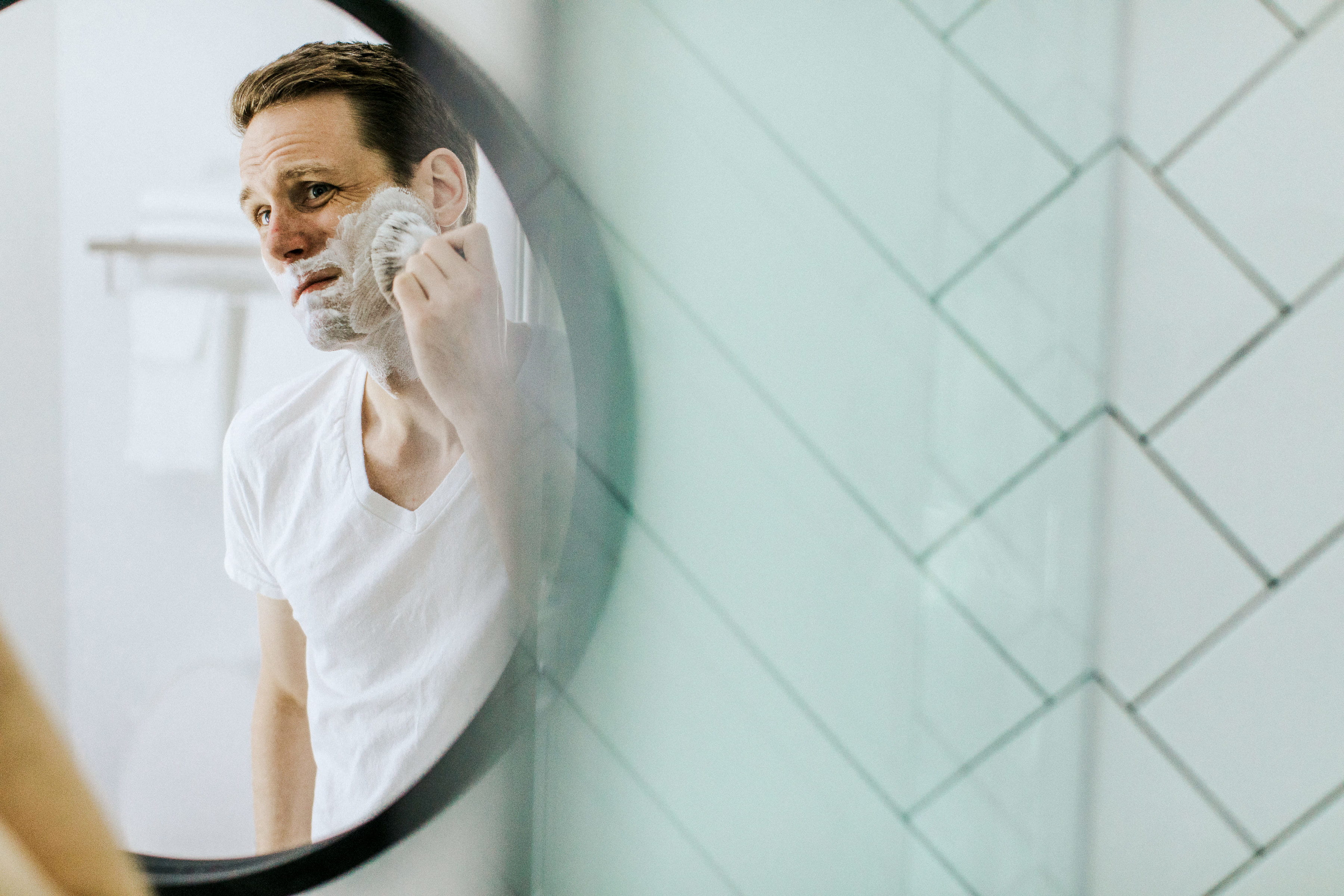 indoors, front, 2K, male, shaving, looking, contemplation, mature men, concentration, mature adult, domestic bathroom, bathroom, headshot, man, foam, portrait, HD Wallpaper
