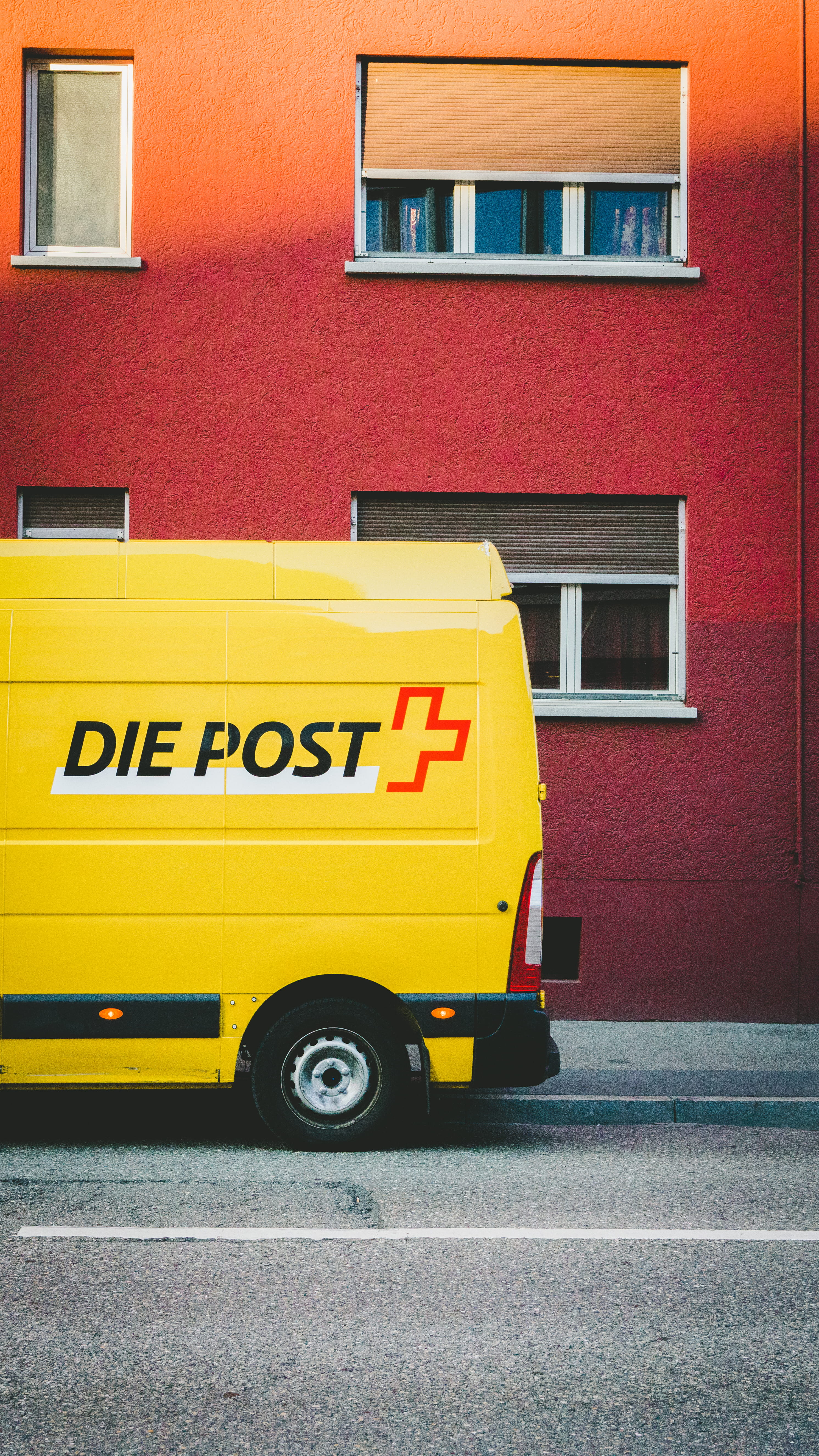 building Exterior, urban, freight Transportation, land Vehicle, editorial, delivering, van, posting, post, city, die post, mode of Transport, red, car, Phone HD Wallpaper