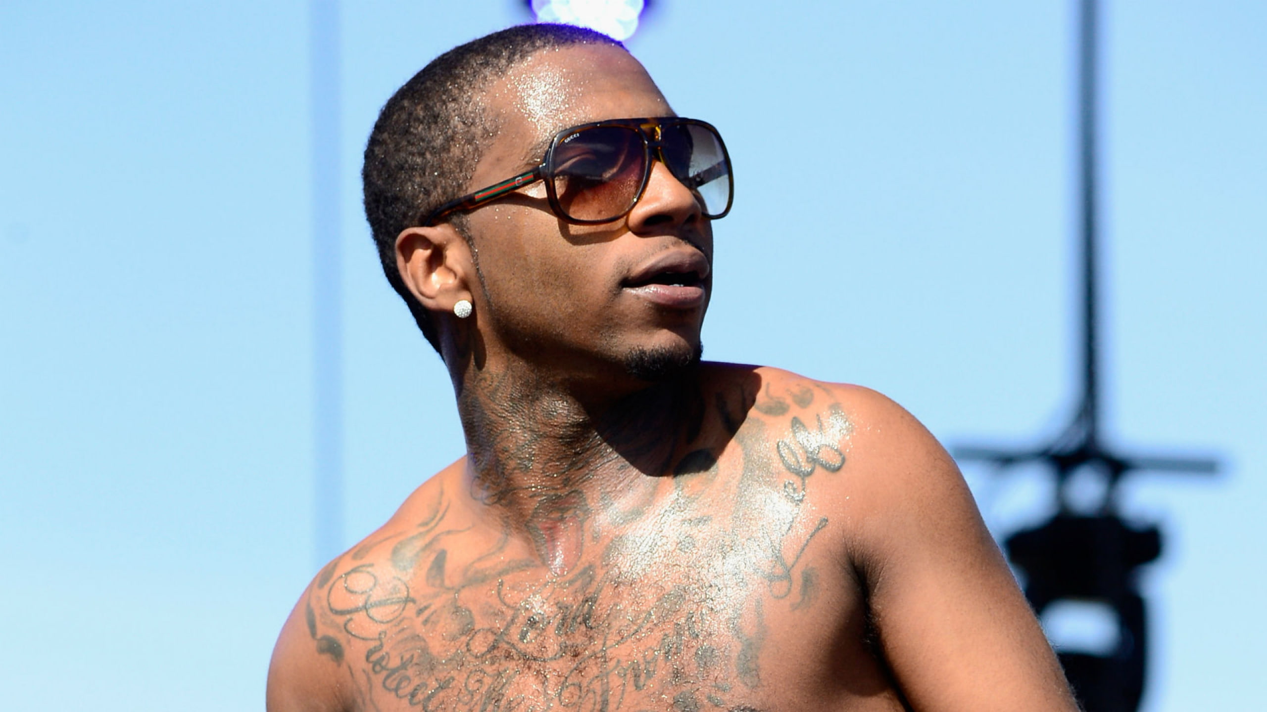 moreno, hombre, 2K, tatuaje, gafas, HD Wallpaper